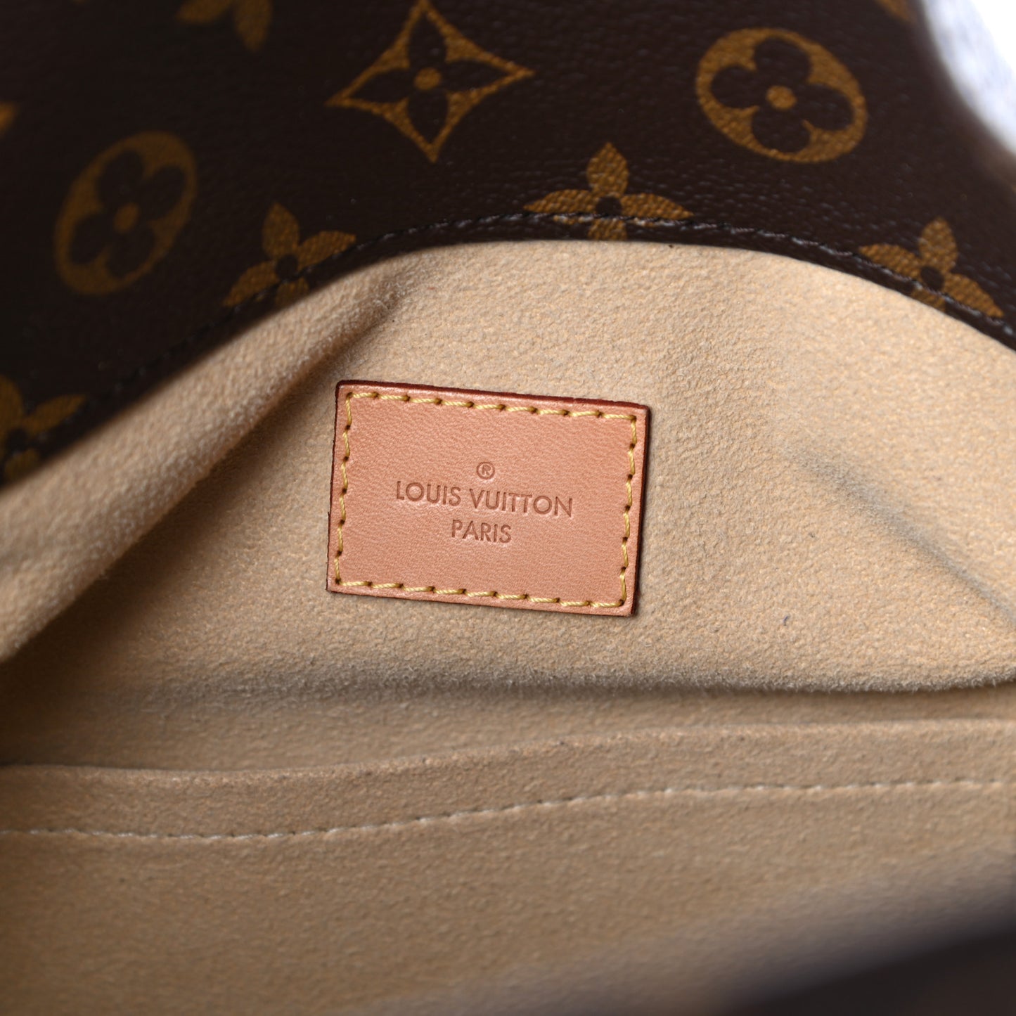 Monogram Artsy MM