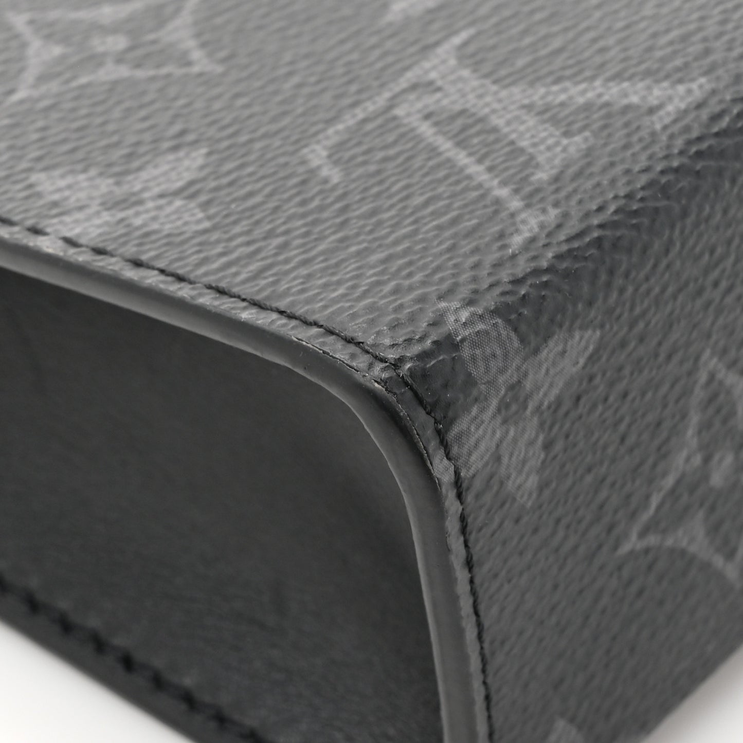 Reverse Monogram Eclipse Gaston Wearable Wallet