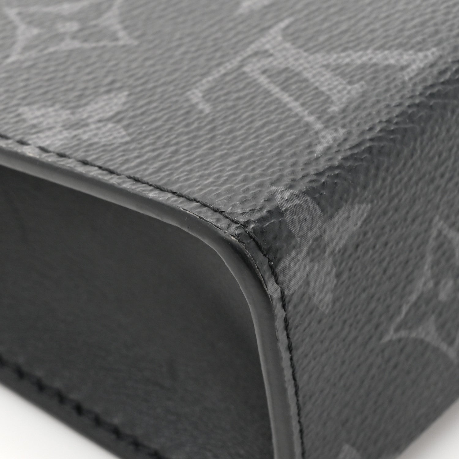 Louis Vuitton Reverse Monogram Eclipse Gaston Wearable Wallet 13 of 13