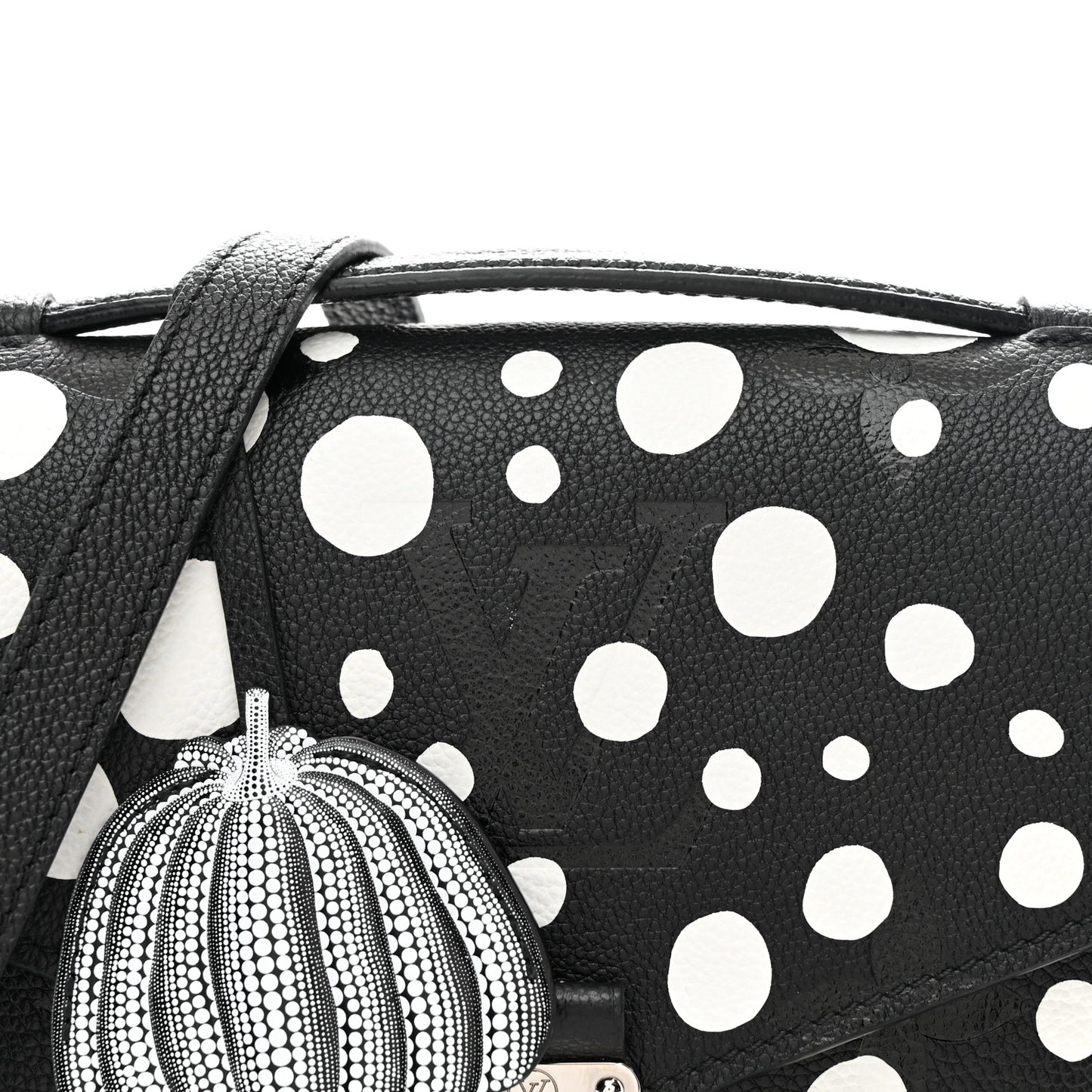 LV X YK Empreinte Monogram Giant Pochette Metis Black
