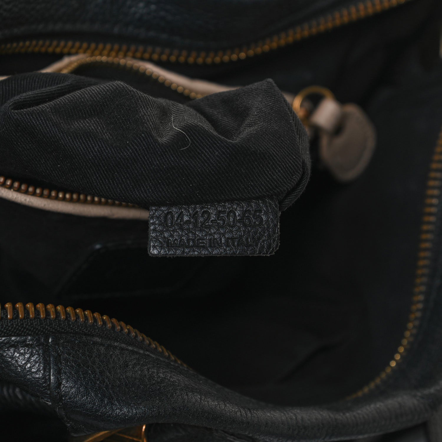 Chloe Calfskin Medium Paraty Black 7 of 17