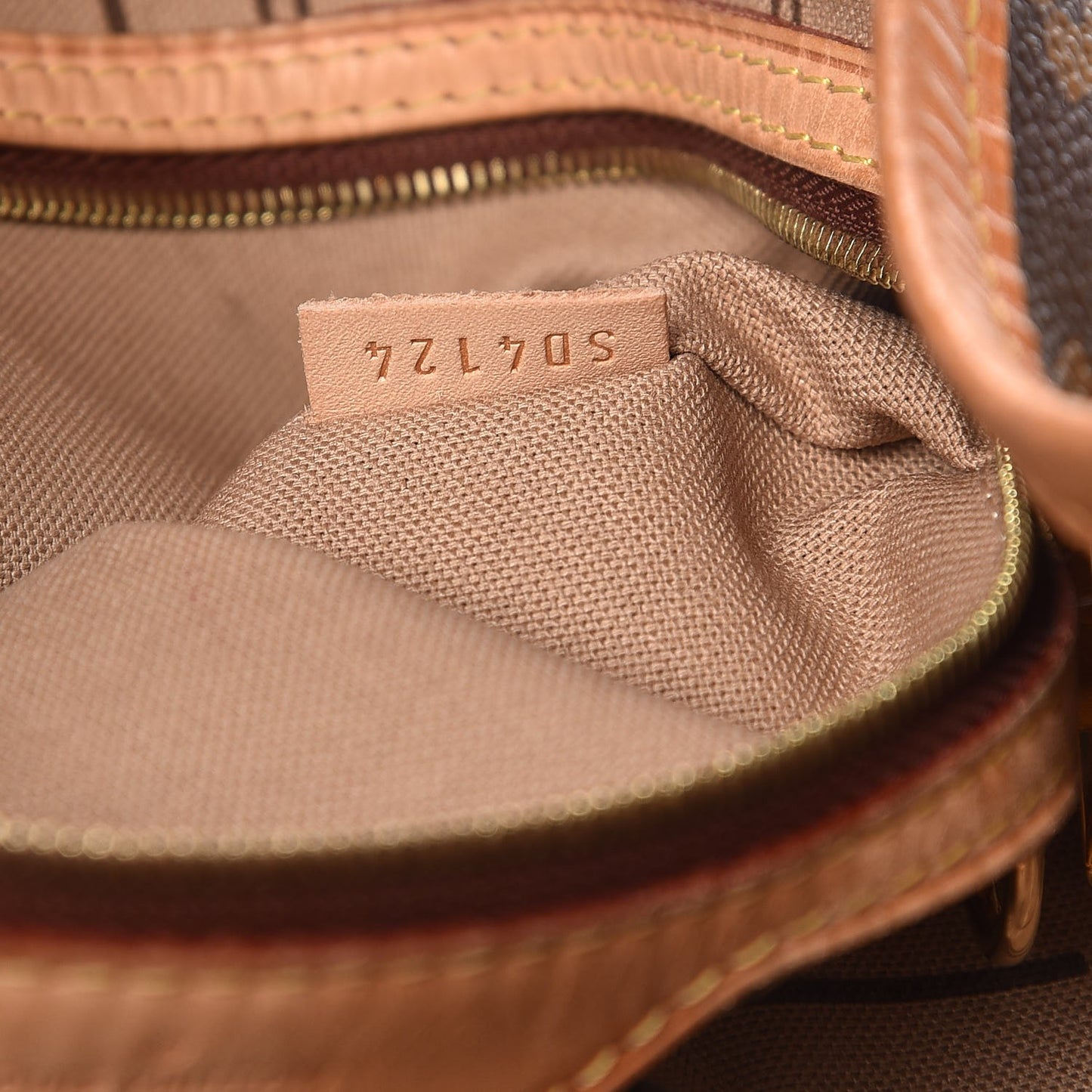 Monogram Delightful MM