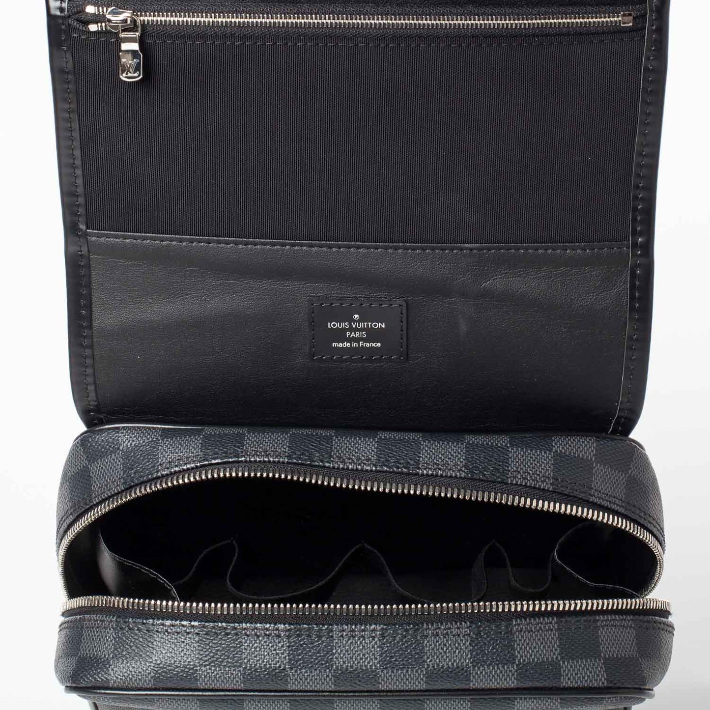 Graphite Hanging Toiletry Kit