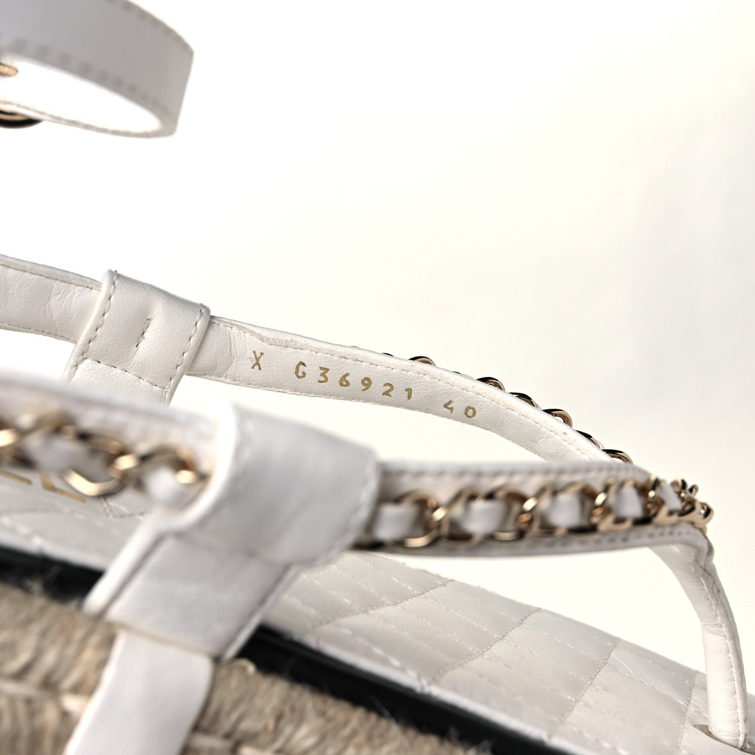 Chanel Lambskin Chain CC Thong Espadrille Sandals 40 White 9 of 10