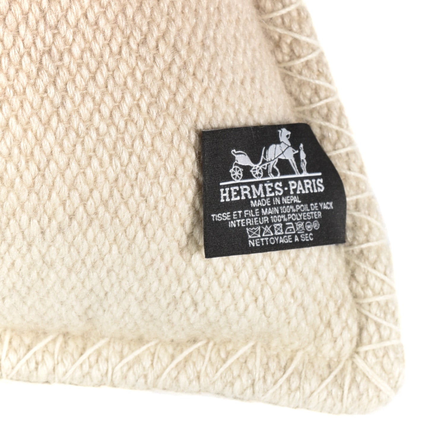 Hermes Tibetan Yak Yack'n'Dye Pillow Naturel 3 of 3