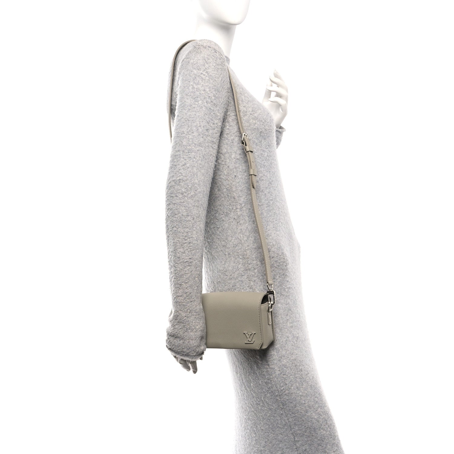 Louis Vuitton Calfskin Aerogram Fastline Wearable Wallet Sage 2 of 12