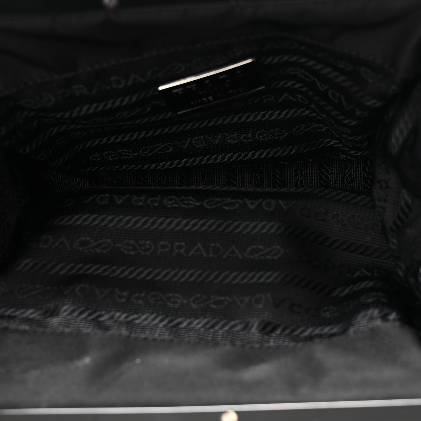 Tessuto Nylon Kisslock Frame Shoulder Bag Black