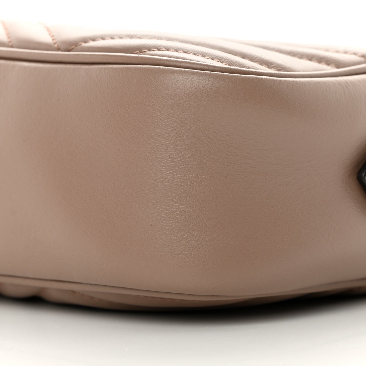 Calfskin Matelasse Small GG Marmont Chain Shoulder Bag Porcelain Rose