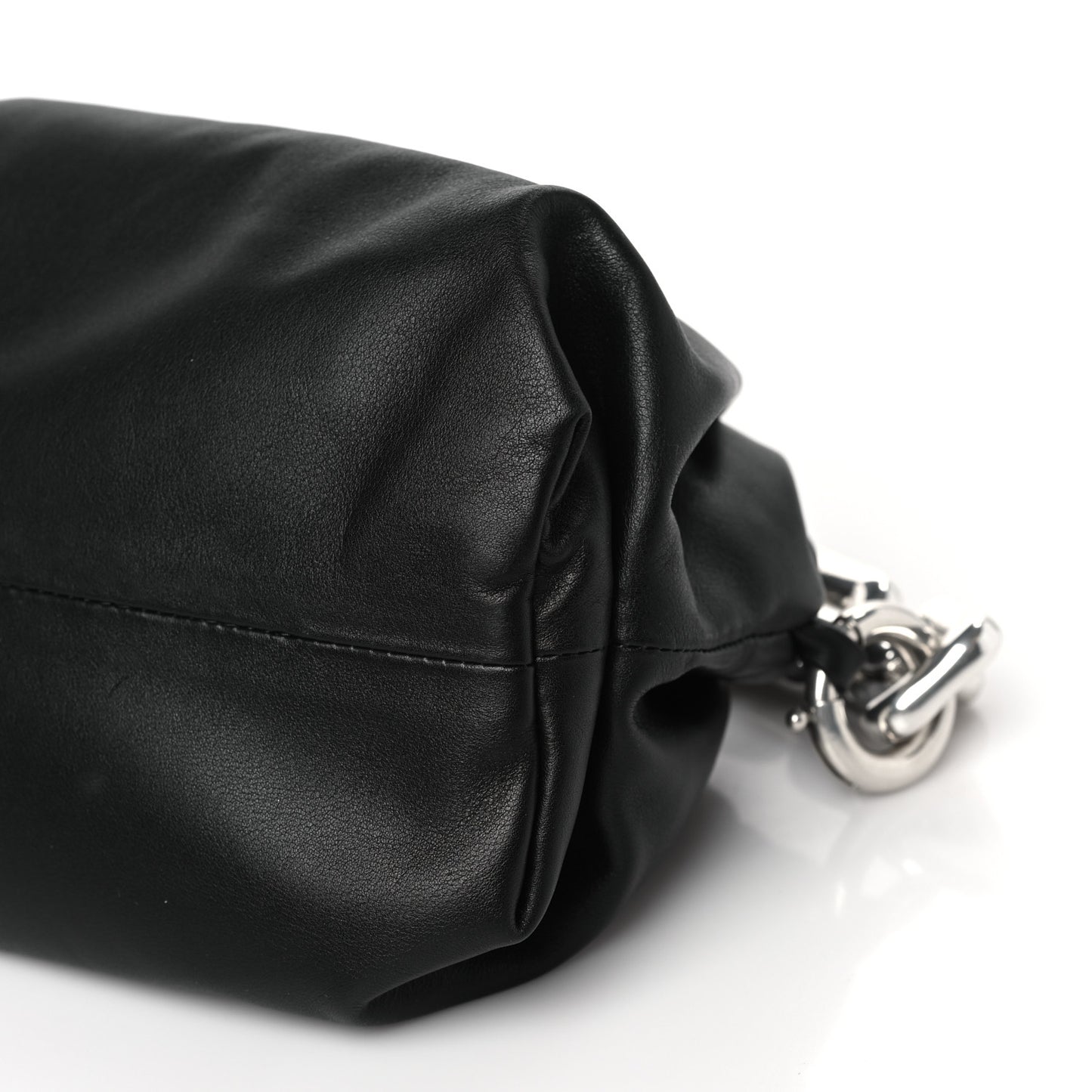 Calfskin The Pouch Chain Black