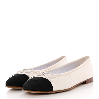 Chanel Fabric Glitter Grosgrain Cap Toe CC Ballerina Flats 40 White Black 3 of 15