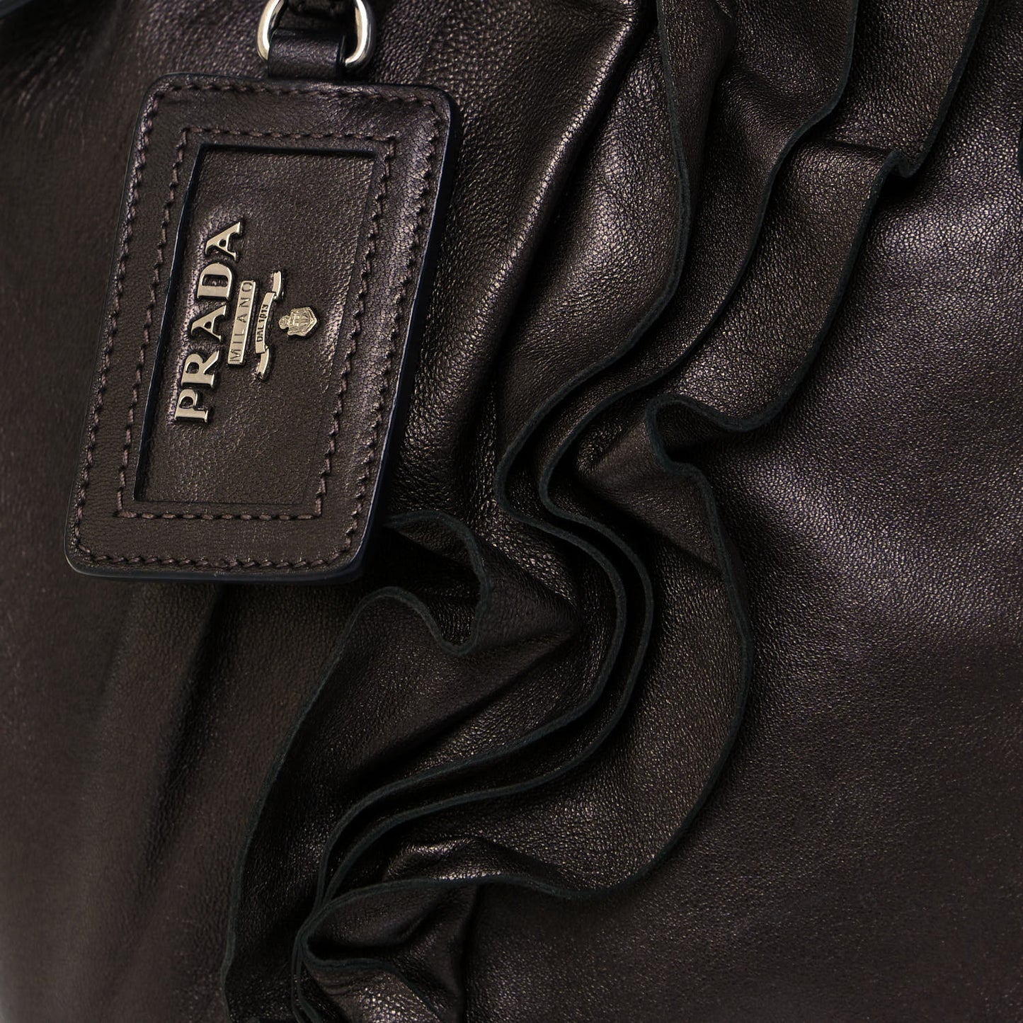 Metallic Nappa Ruffle Hobo Grafite Mordore