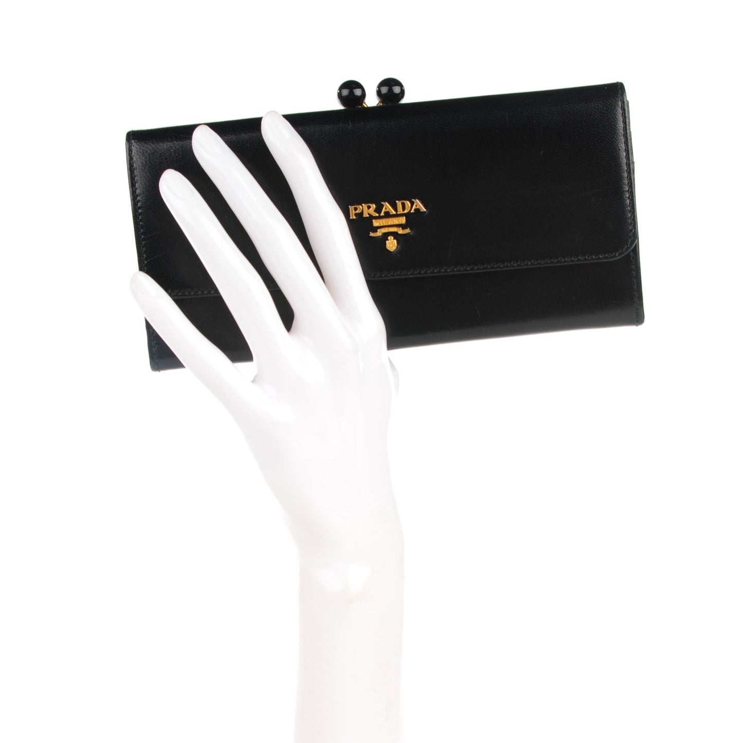 Goatskin Chic Kisslock Flap Wallet Black