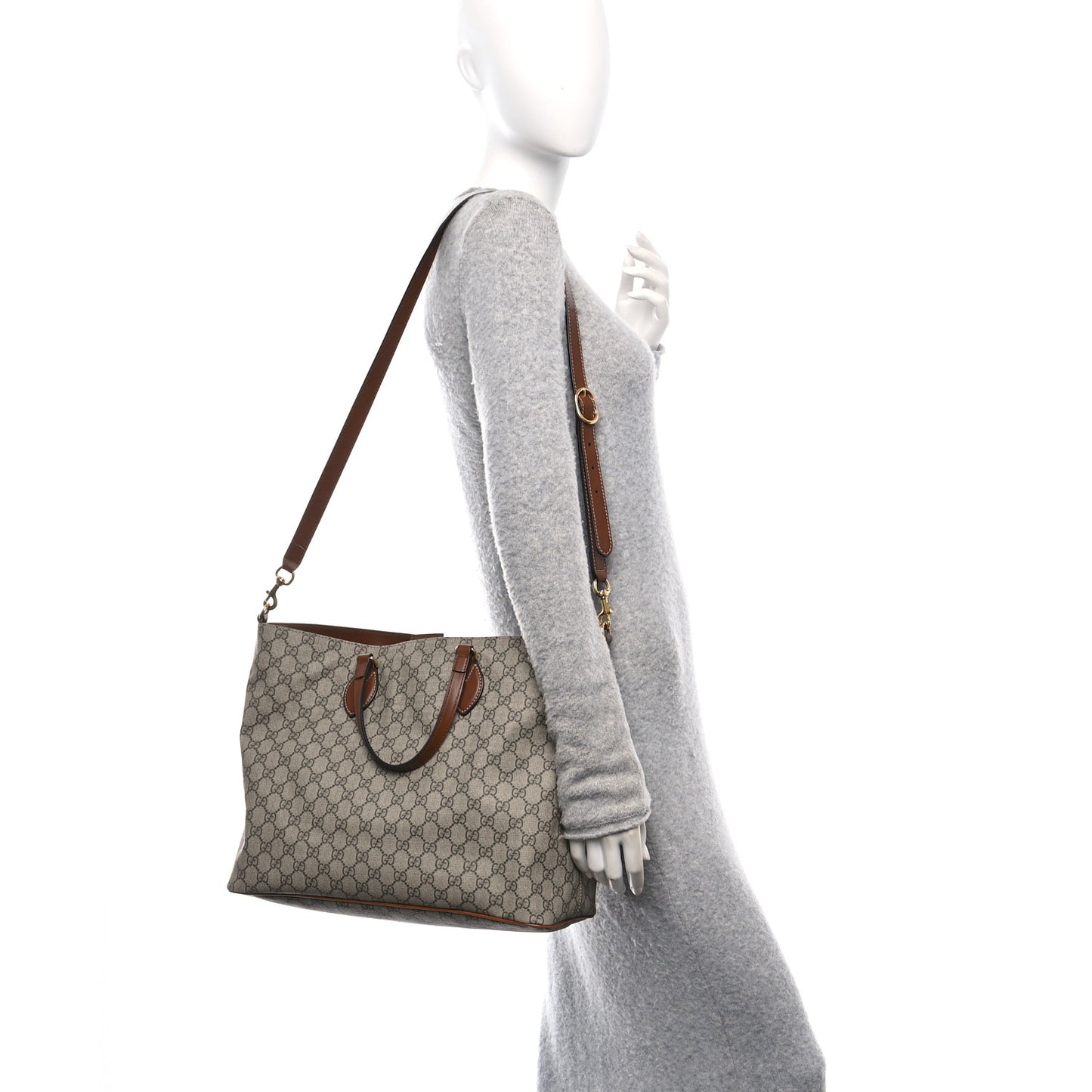 Soft GG Supreme Monogram Medium Crossbody Tote Beige Cuir