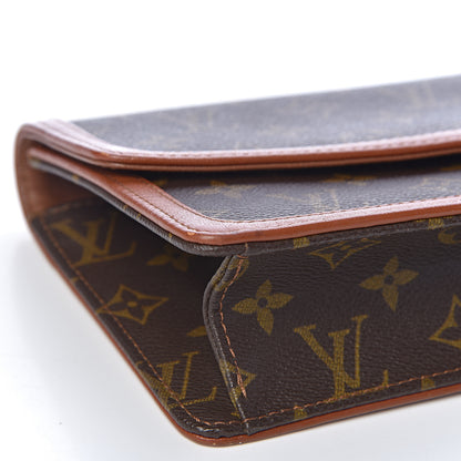 Louis Vuitton Monogram Pochette Dame 26 12 of 13