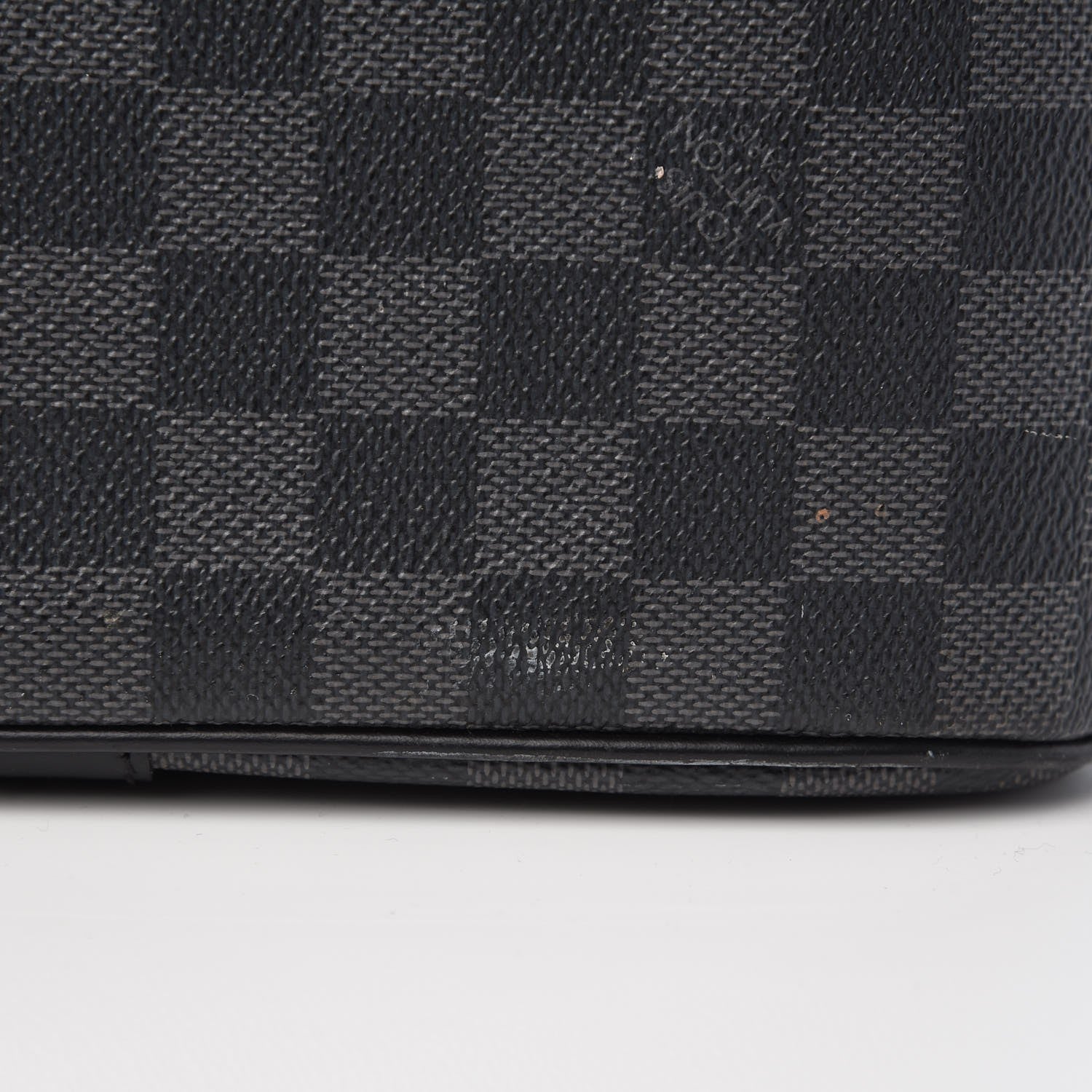 Louis Vuitton Damier Graphite Jorn 15 of 16