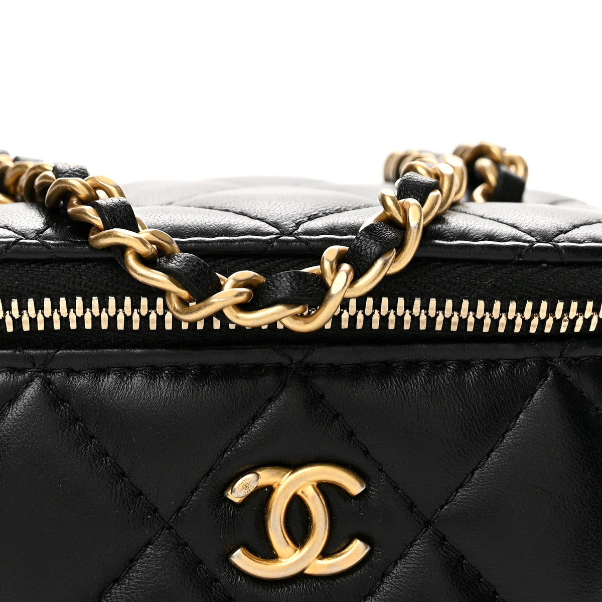 Lambskin Quilted Mini Pearl Crush Vanity Case With Chain Black