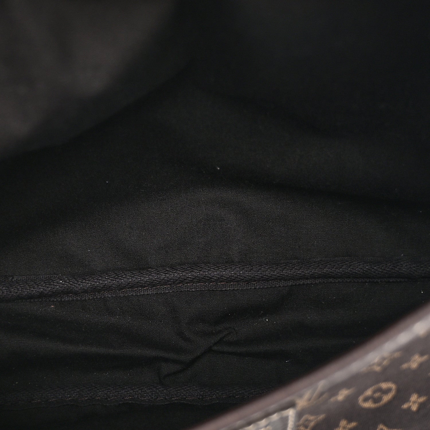 Louis Vuitton Monogram Mini Lin Saumur Ebene 6 of 11