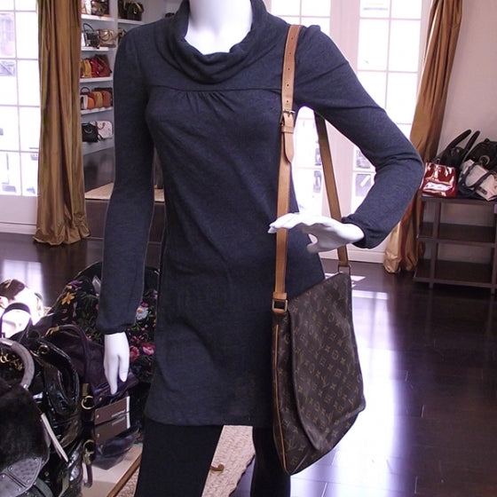 Louis Vuitton Monogram Musette GM 2 of 11