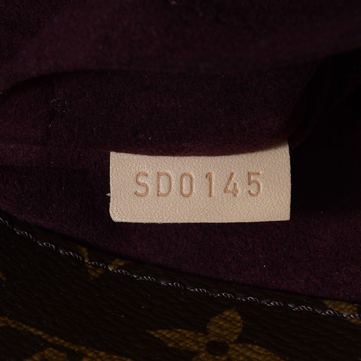 Louis Vuitton Monogram Montaigne MM 7 of 8