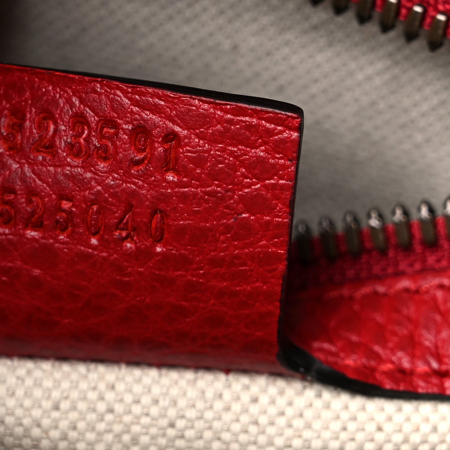 Grained Calfskin Logo Messenger Bag Hibiscus Red