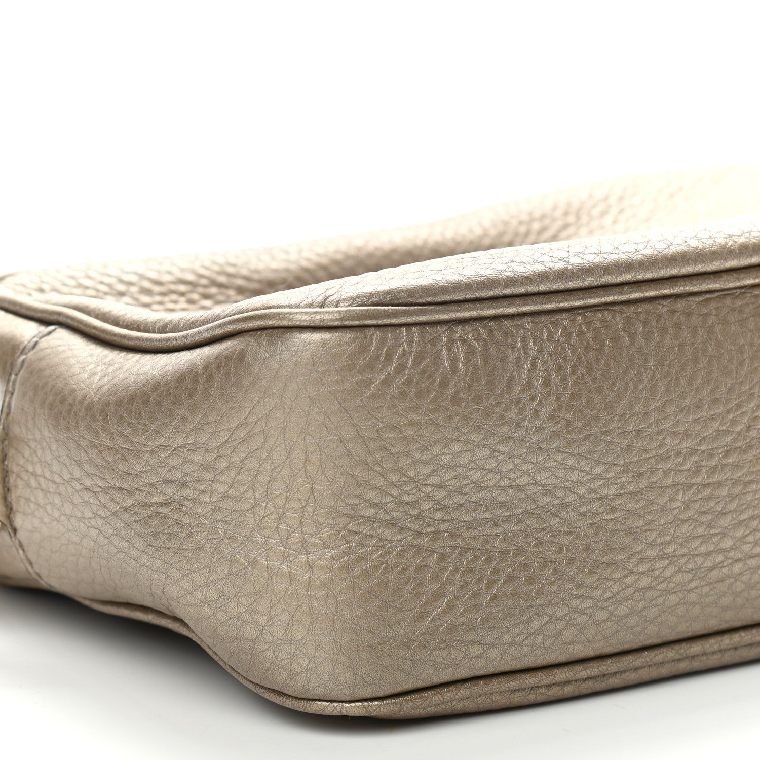 Gucci Metallic Pebbled Calfskin Small Soho Disco Bag Golden Beige 9 of 11