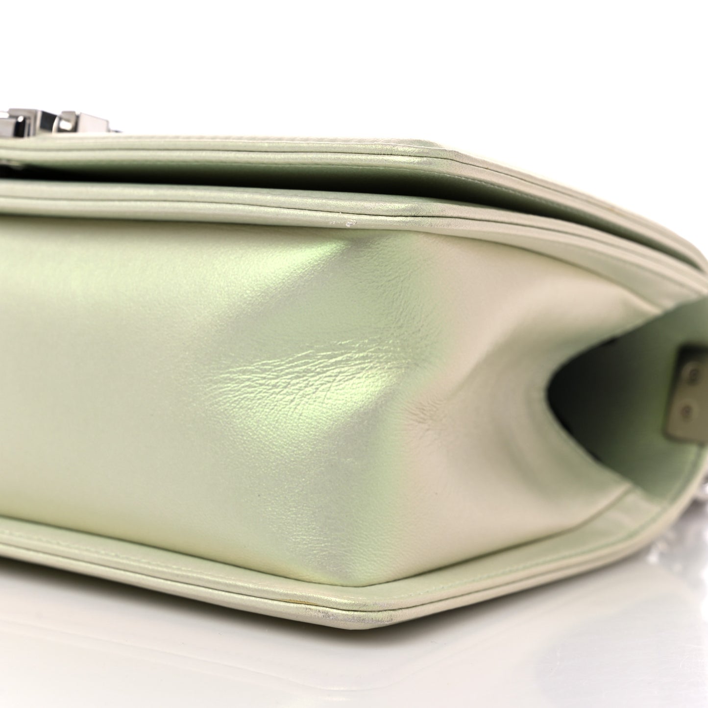 Iridescent Lambskin Chevron Quilted Medium Boy Flap Green