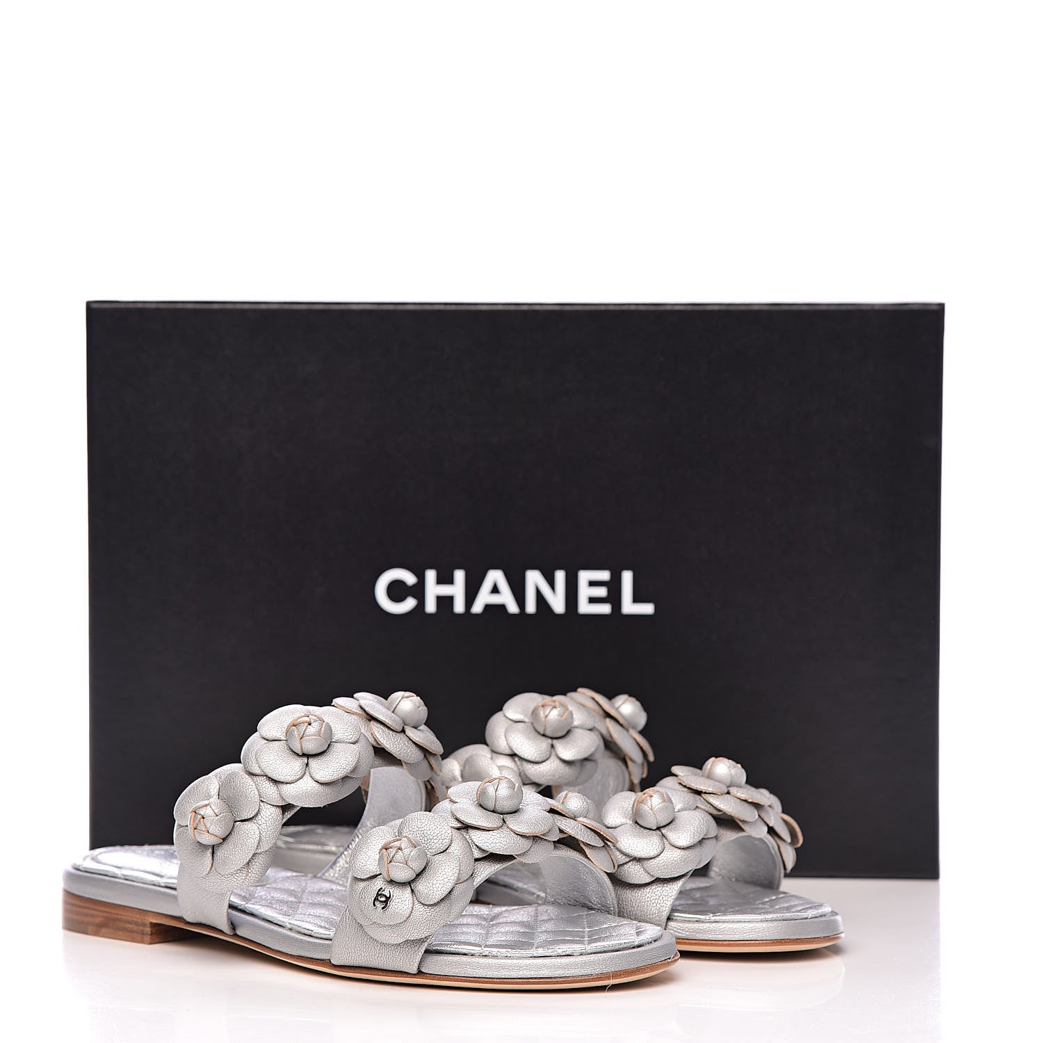 Chanel Metallic Lambskin Camellia Slide Sandals 35 Silver 12 of 12