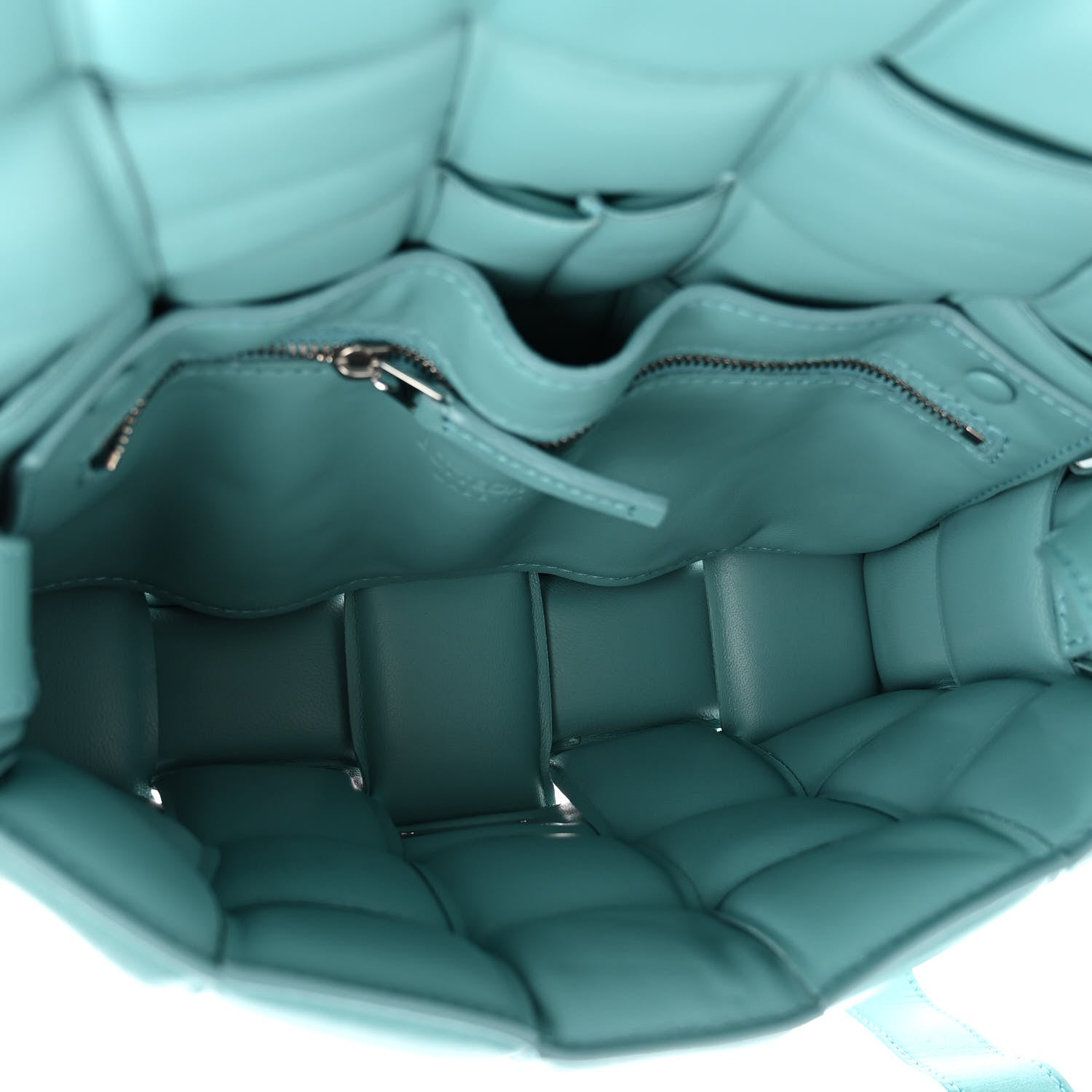 Bottega Veneta Nappa Maxi Intreccio Padded Cassette Crossbody Bag Linoleum 2 of 8