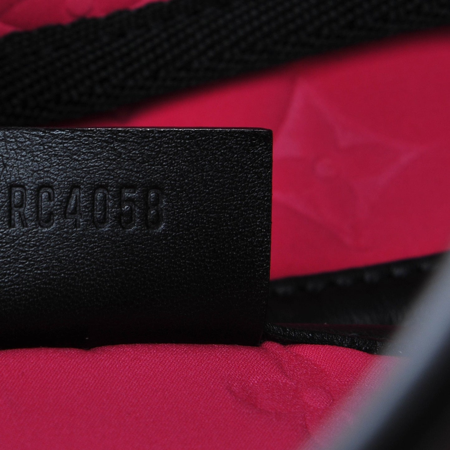 Monogram Scuba MM Fuchsia