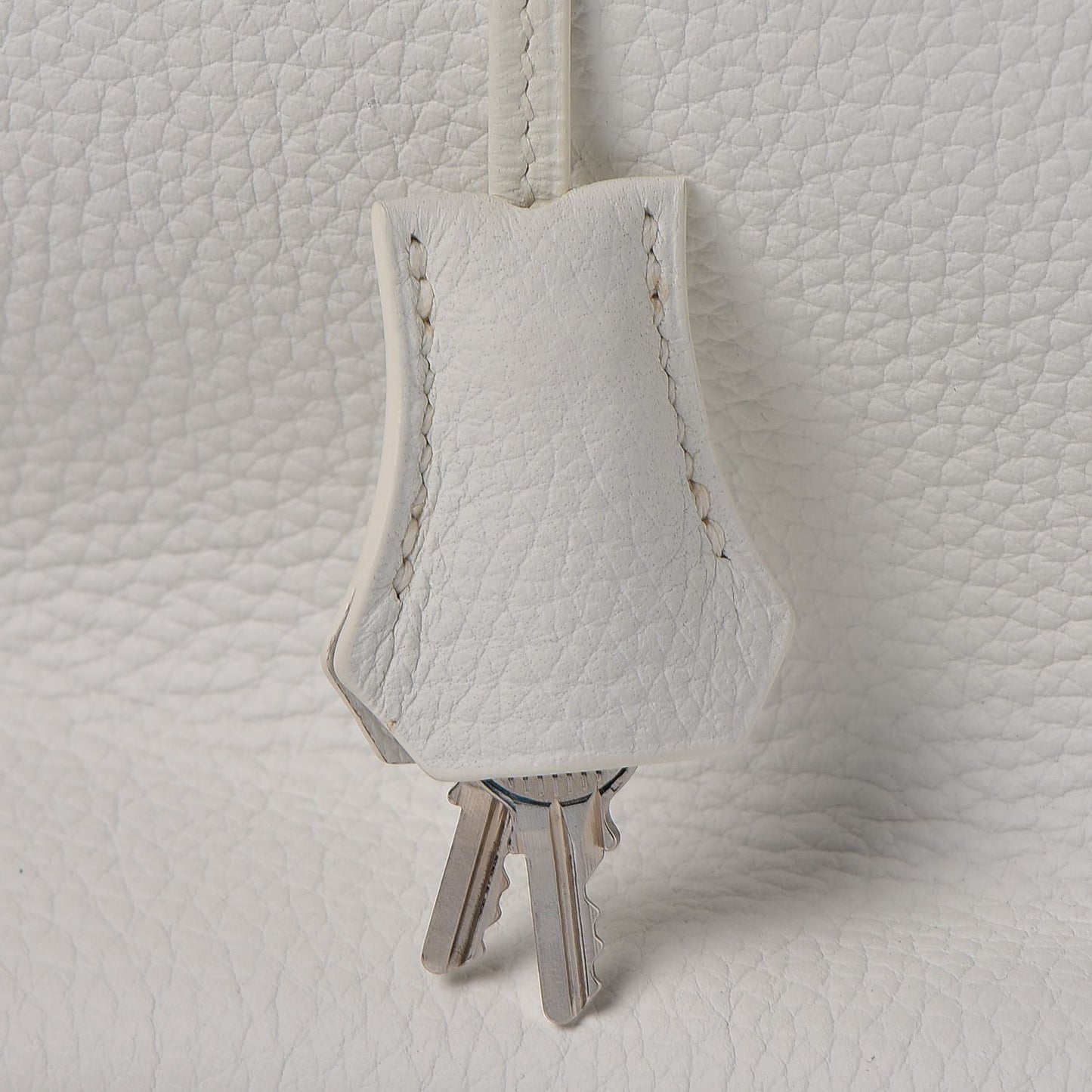 Taurillon Clemence Birkin 35 White