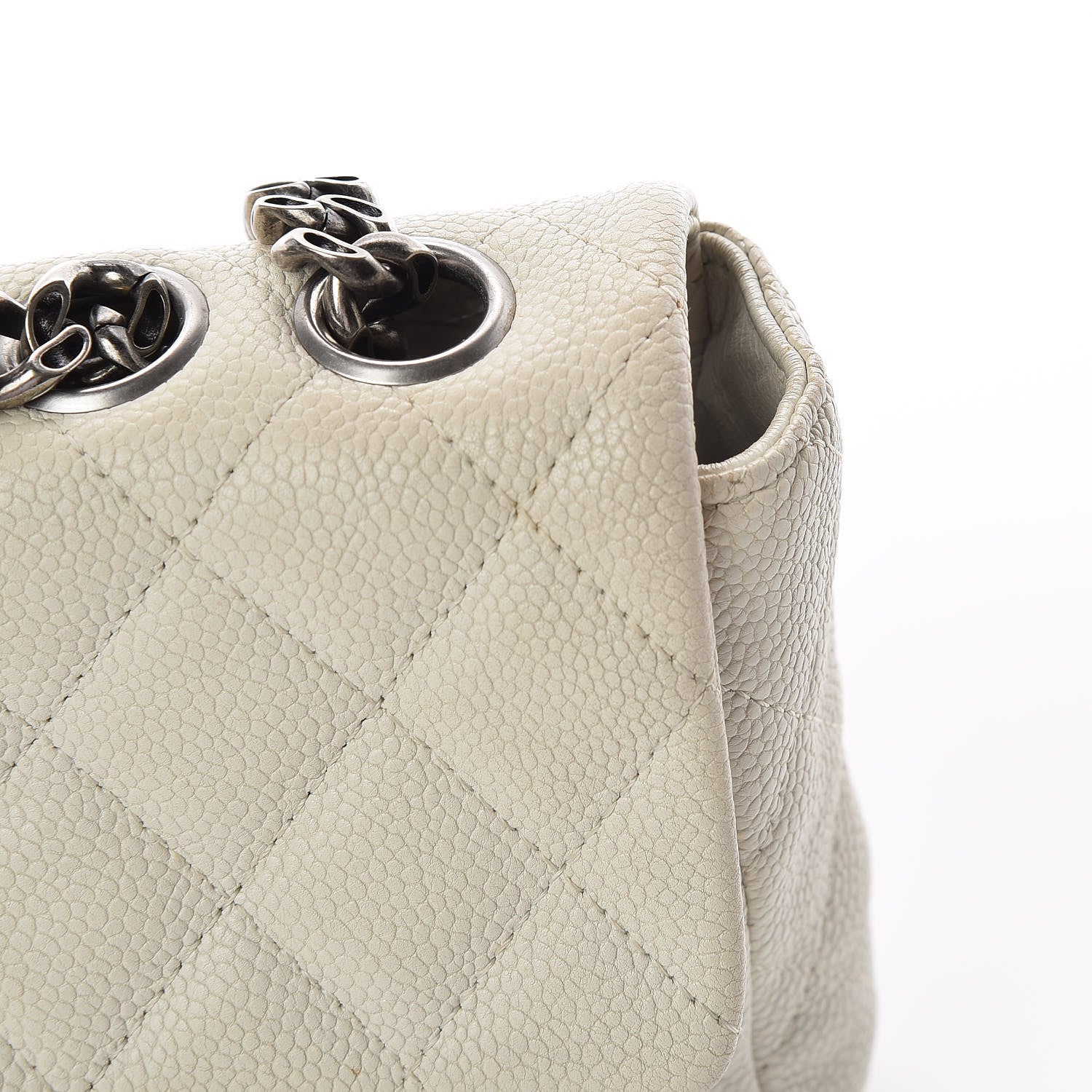 Chanel Caviar Quilted 2.55 Reissue East West Flap White 10 of 23