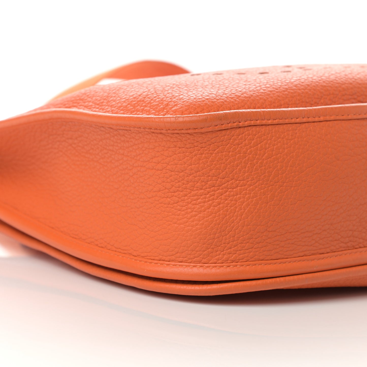 Taurillon Clemence Evelyne III GM Orange