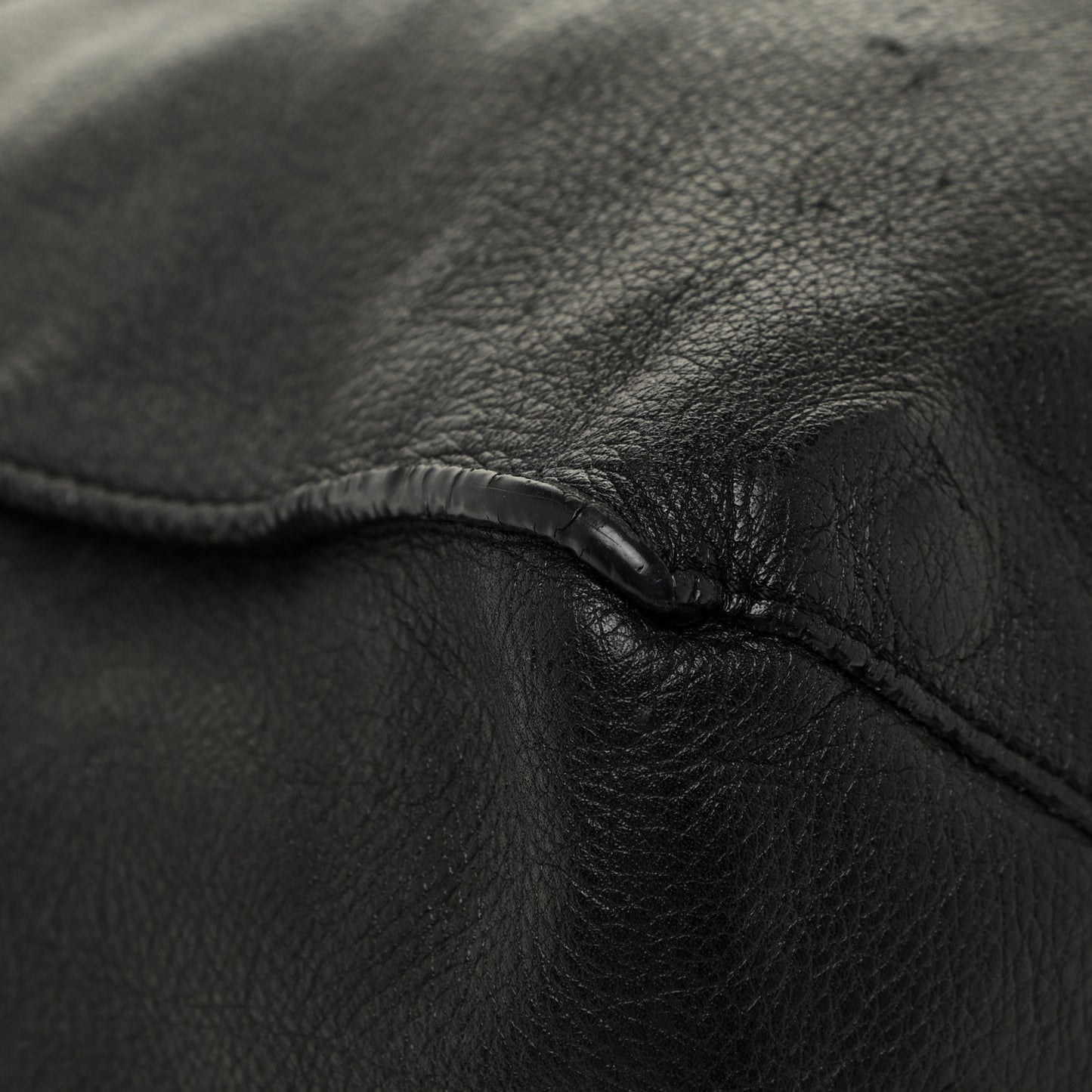 Supple Calfskin Papier A4 Tote Black