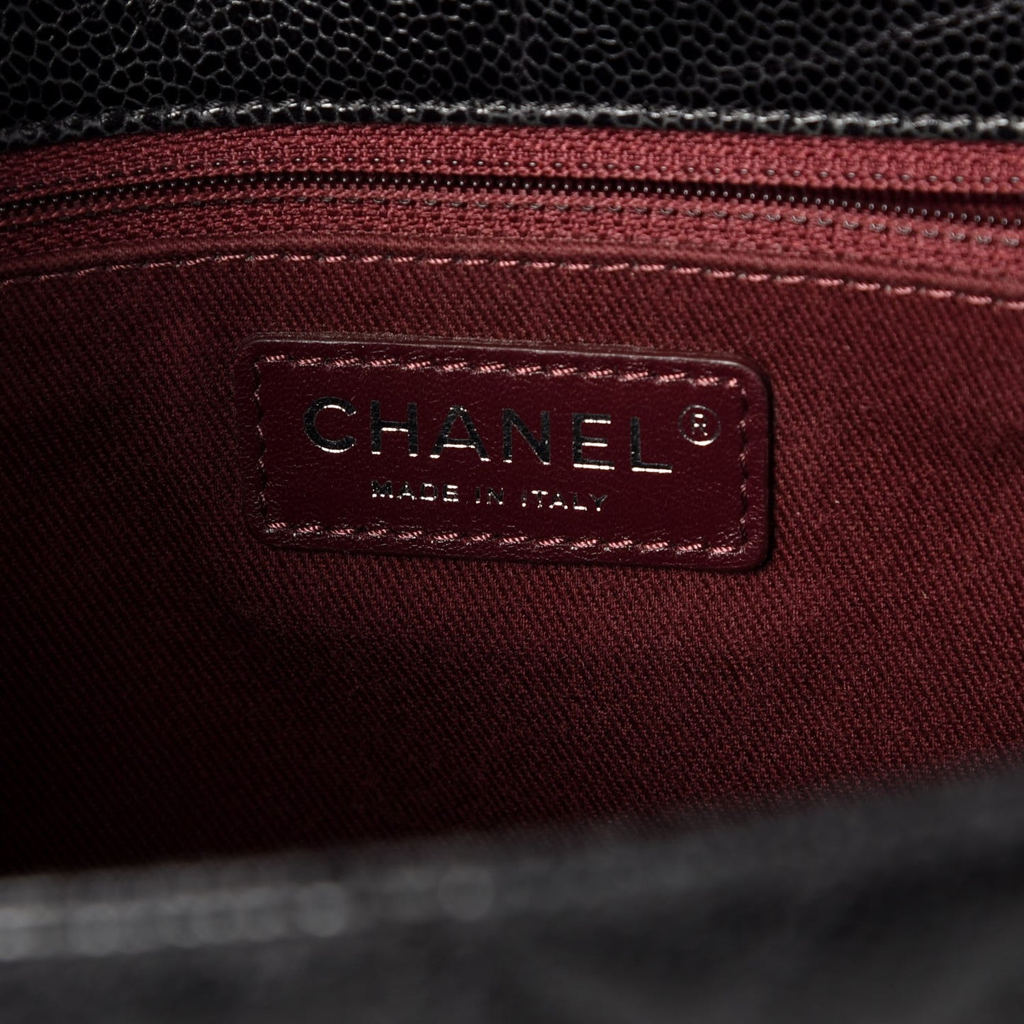 Crumpled Grained Calfskin Jumbo CC Crave Flap Black
