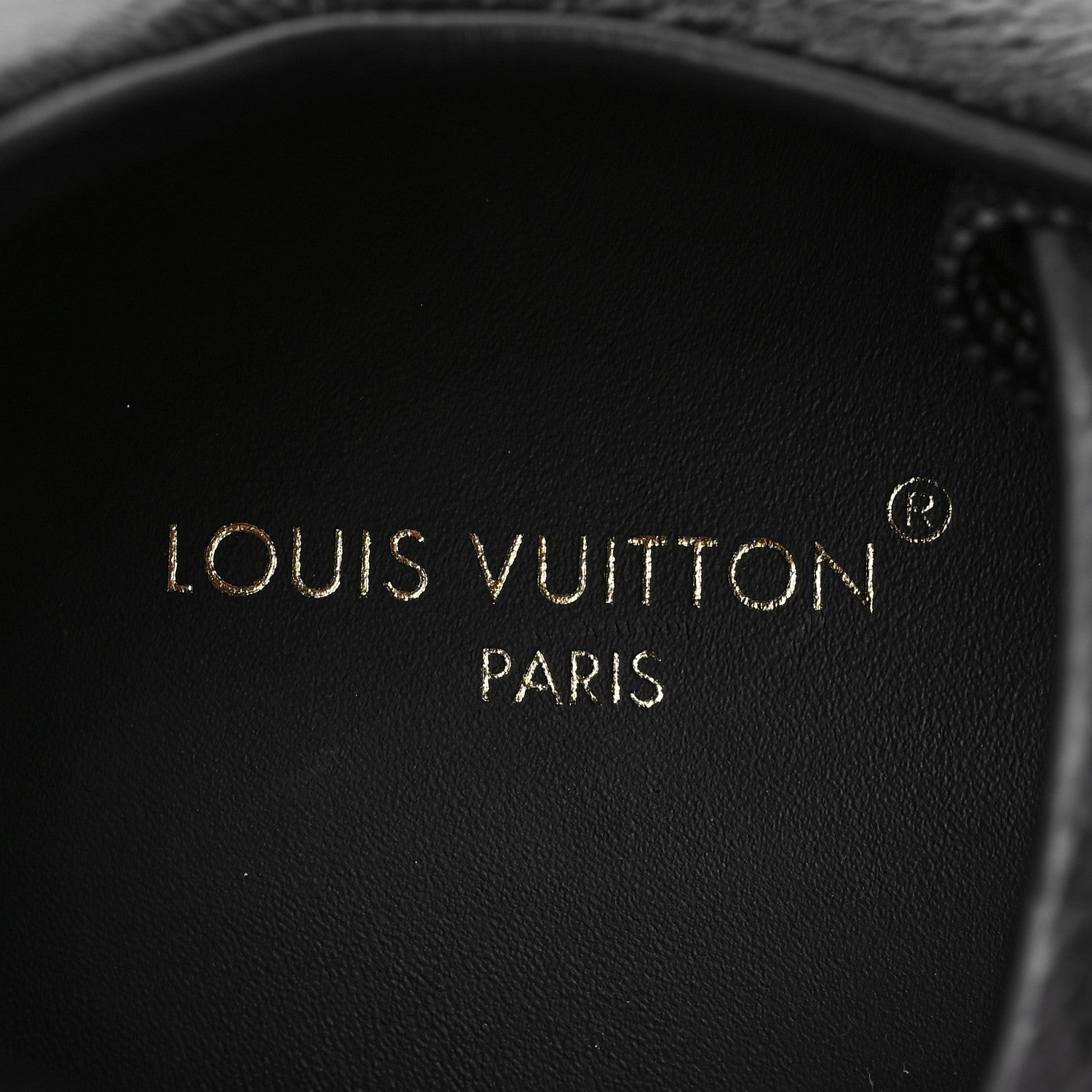 Louis Vuitton Monogram Eclipse Ice Reverse Mens Run Away Sneakers 9 6 of 10