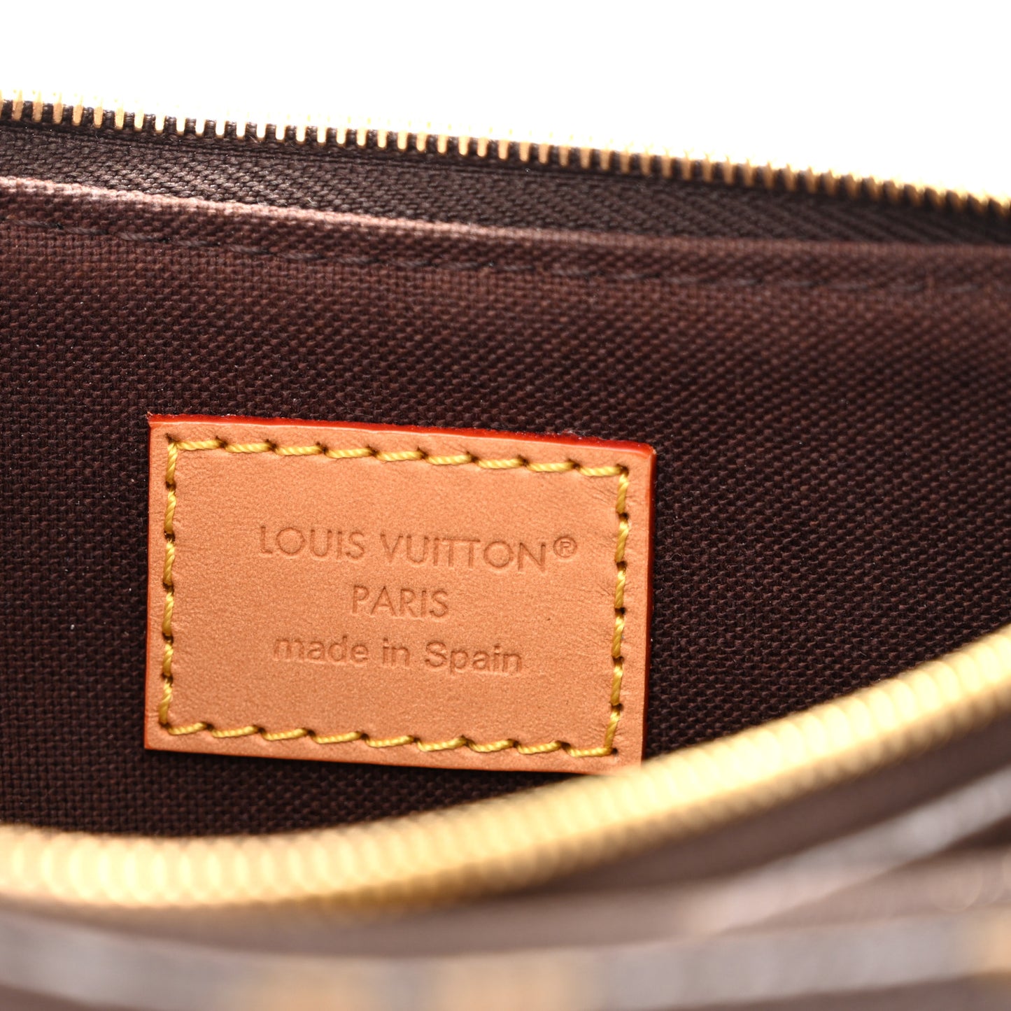 Monogram Liv Pochette