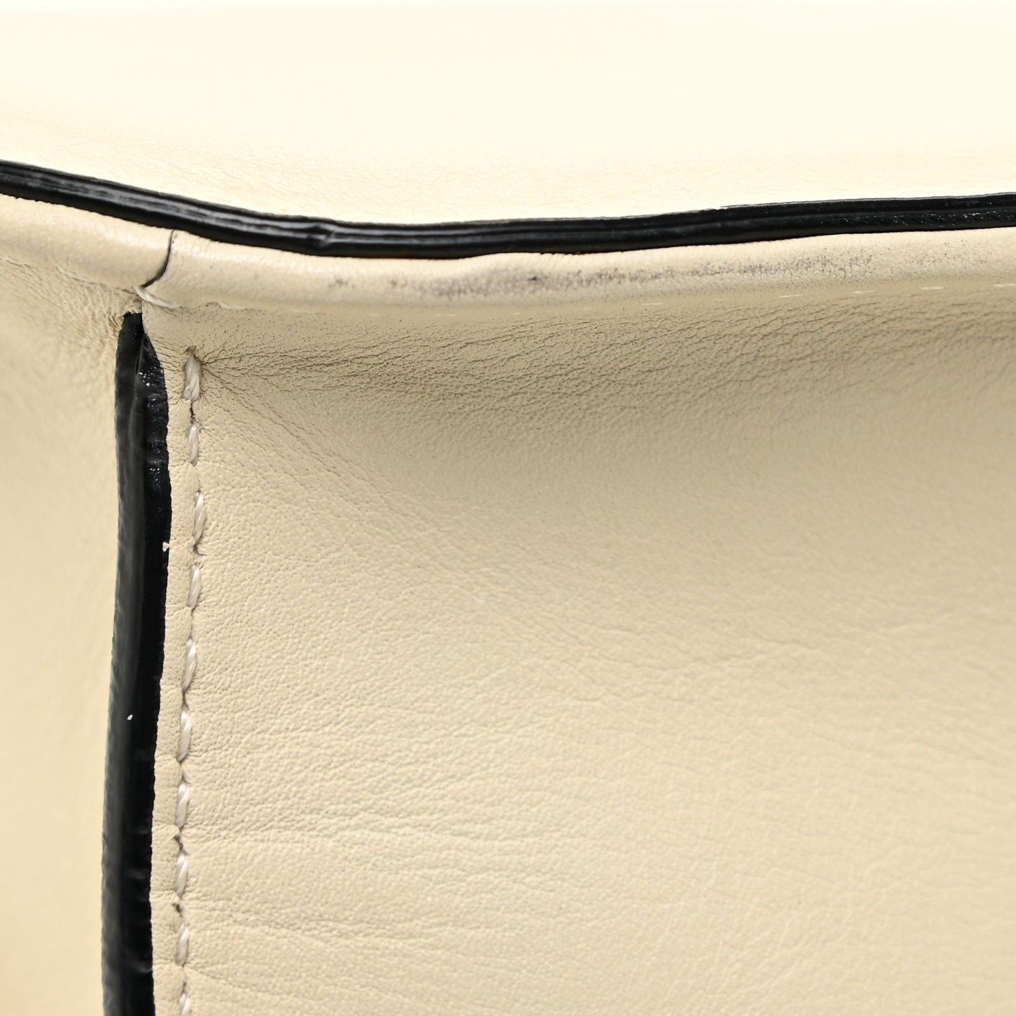 Vitello Medium Glam Lock Rockstud Flap Light Ivory