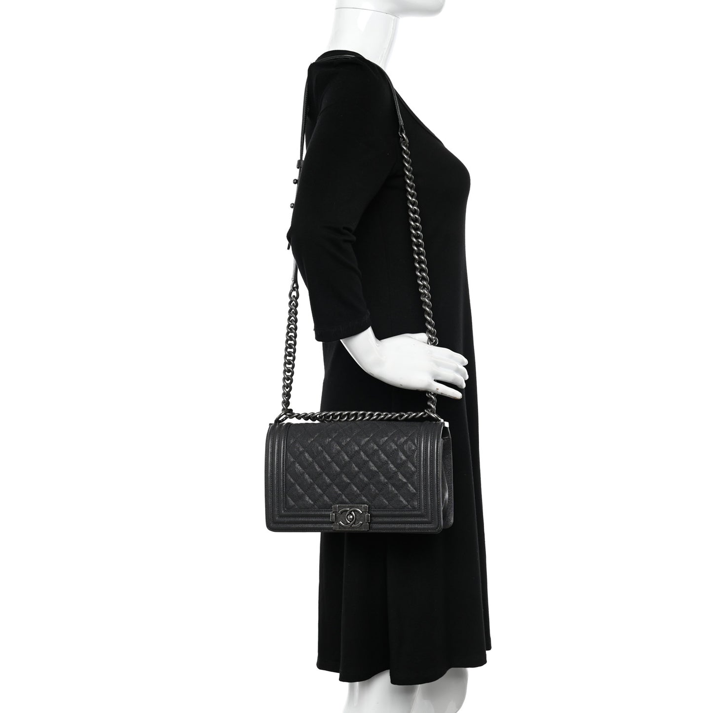 Caviar Quilted Medium Boy Flap Charcoal