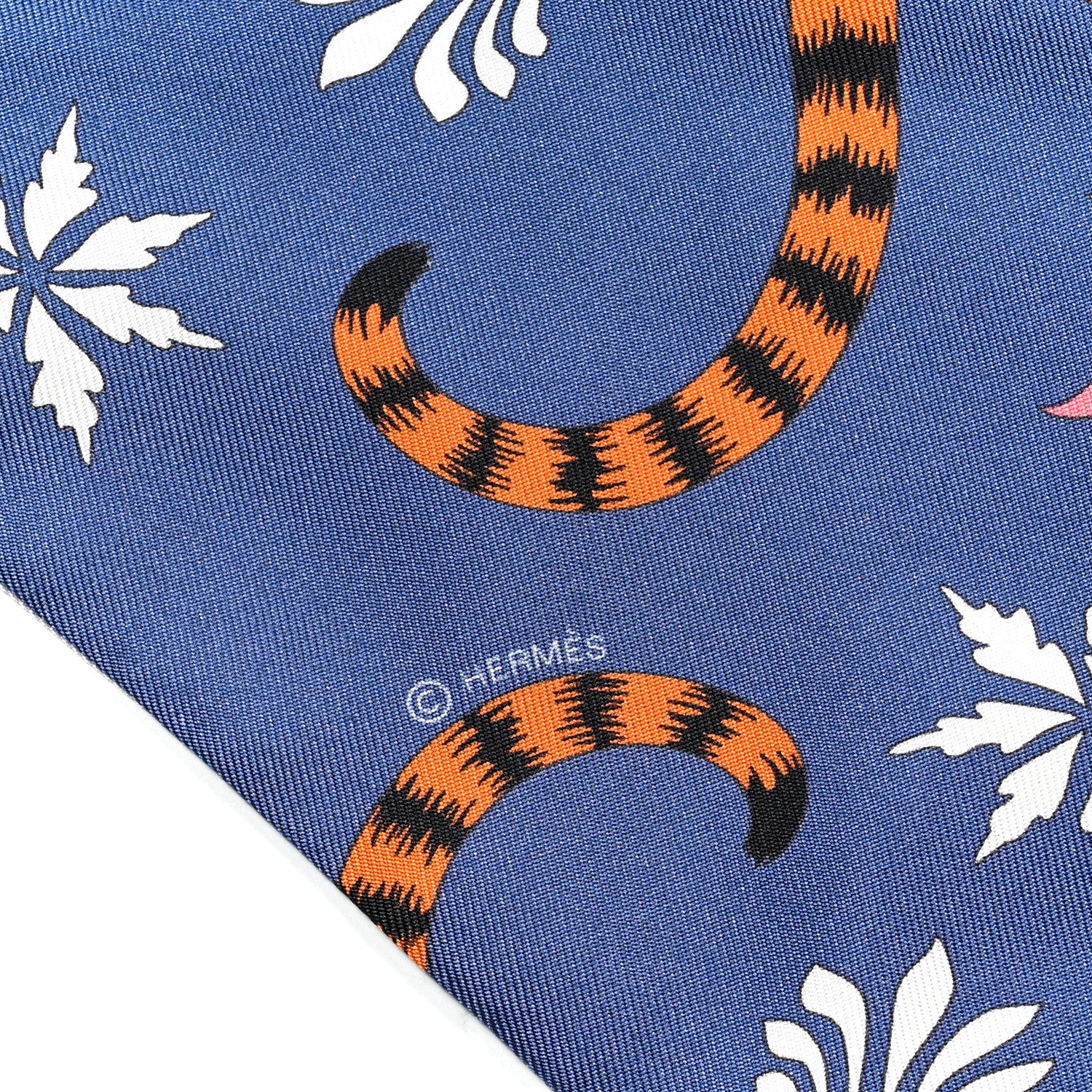 Hermes Silk Twill-Up Les Lopards Maxi Twilly Bleu Orange Gris Argent 3 of 4