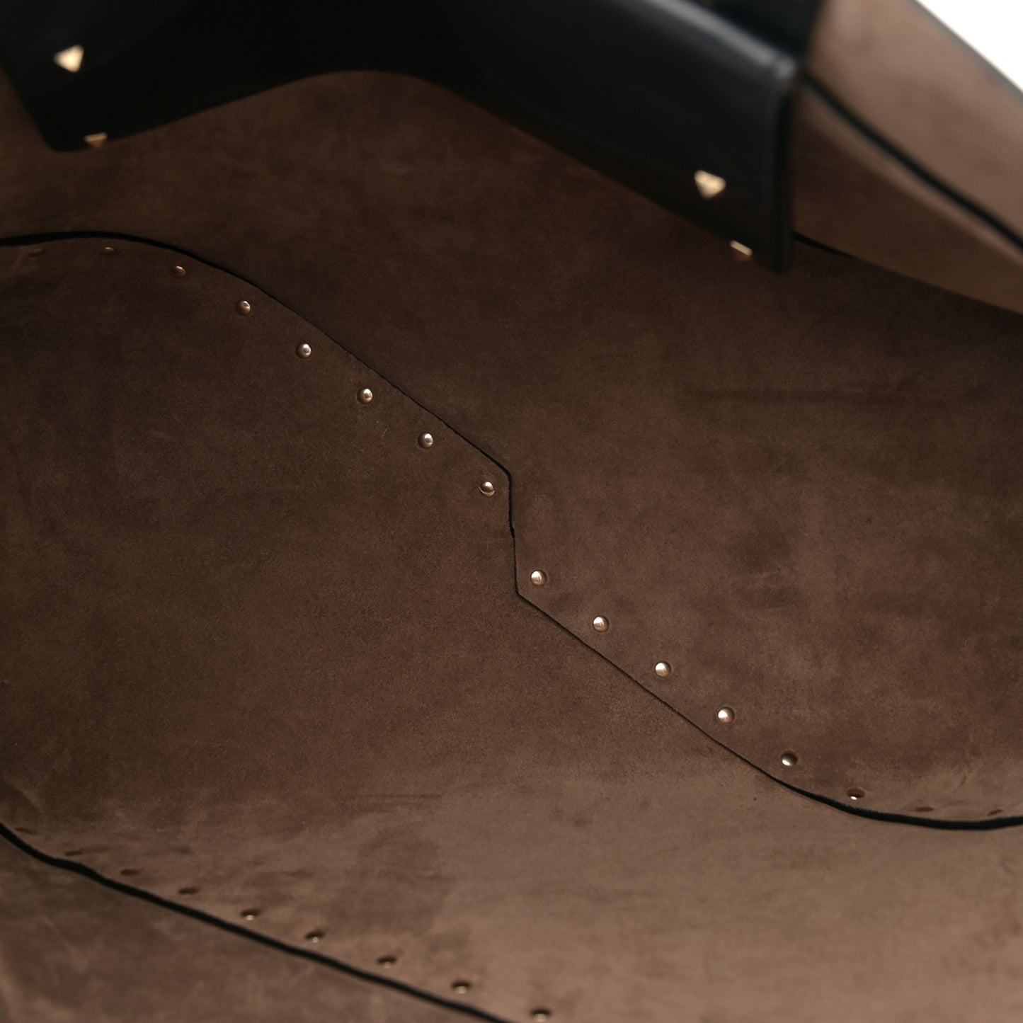 Calfskin Rockstud Large Wispy Tote Black