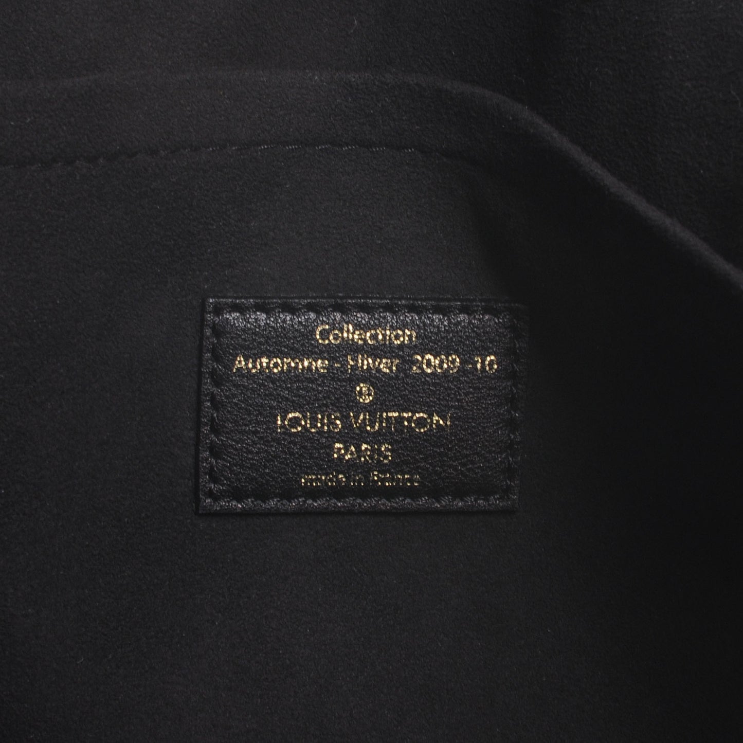 Monogram Sequins Eclipse Alma Black