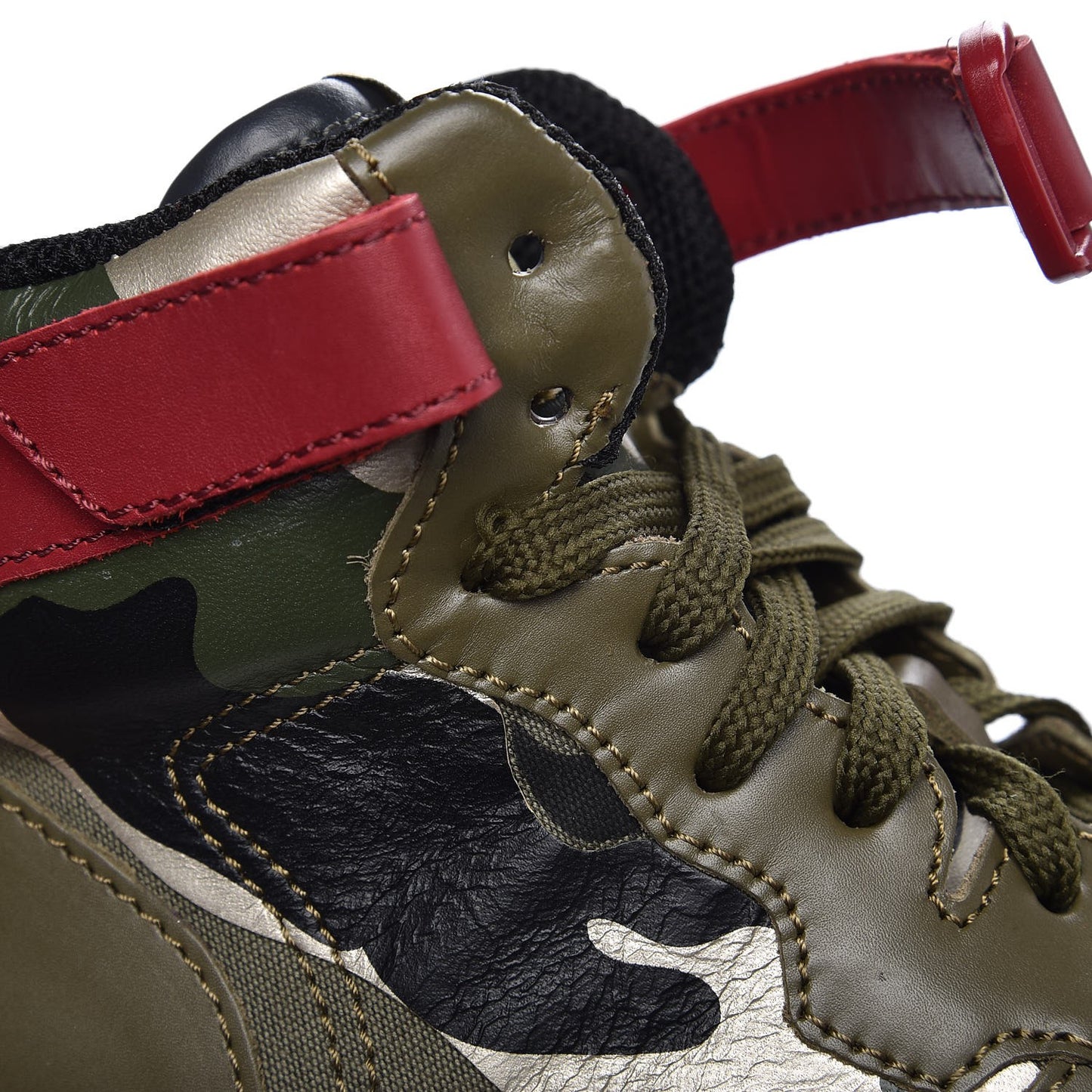 Calfskin Canvas Camouflage Rockstud Rock Be Sneakers 39.5 Olive