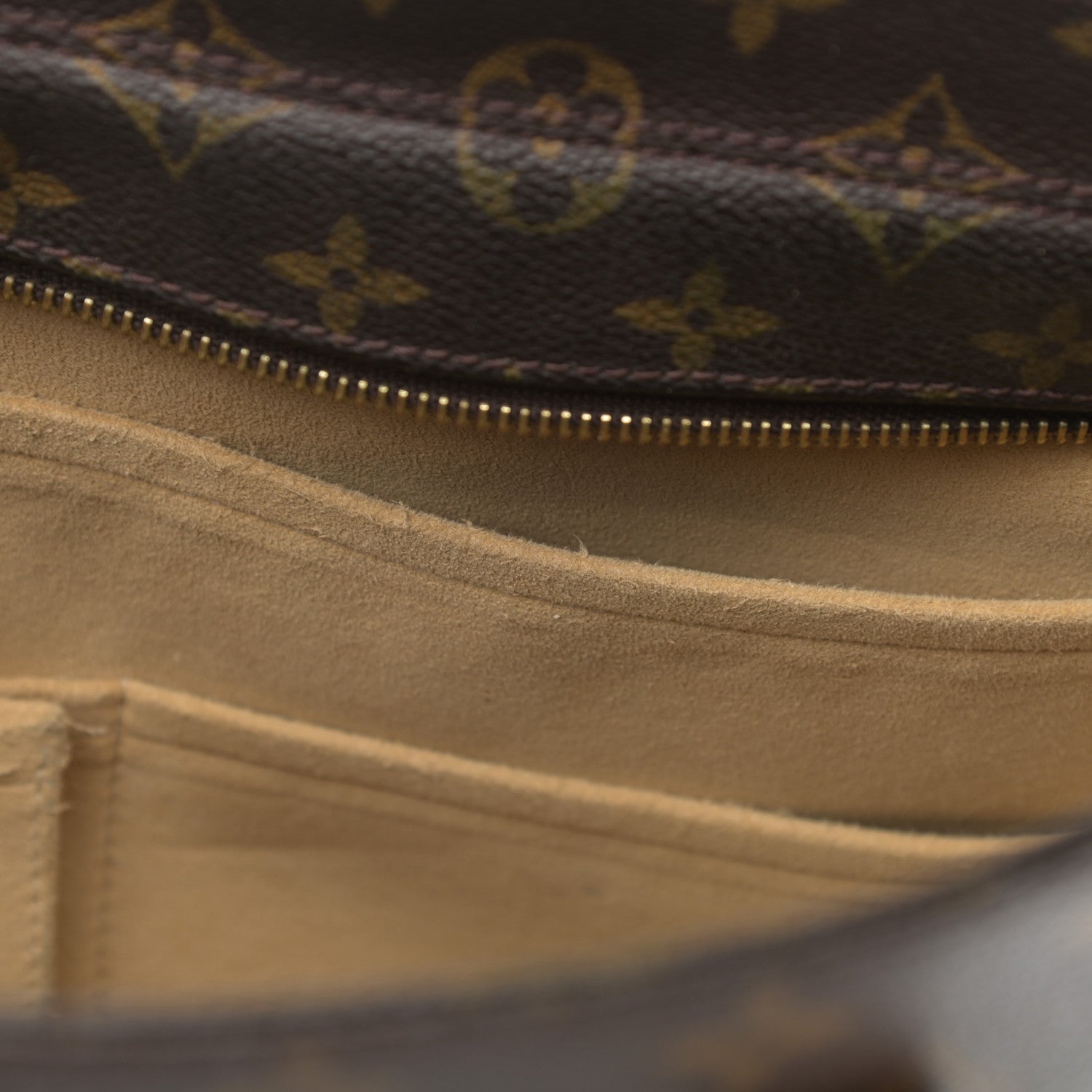 Louis Vuitton Monogram Luco 12 of 14