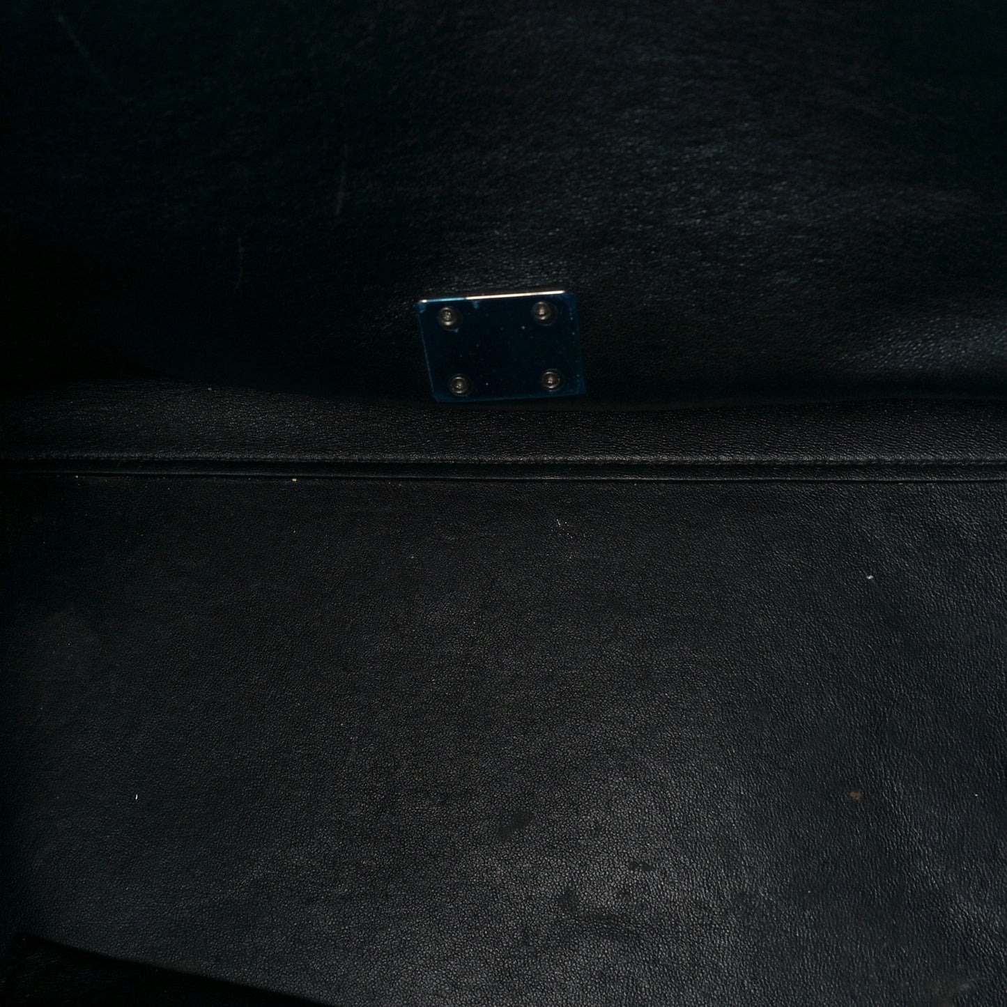 Drummed Calfskin Suede Large Trapeze Black