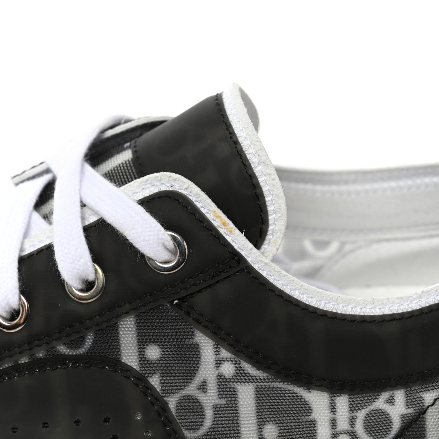 Technical Canvas Mesh Oblique Printed Mens B23 Low Top Sneakers 40 Black White