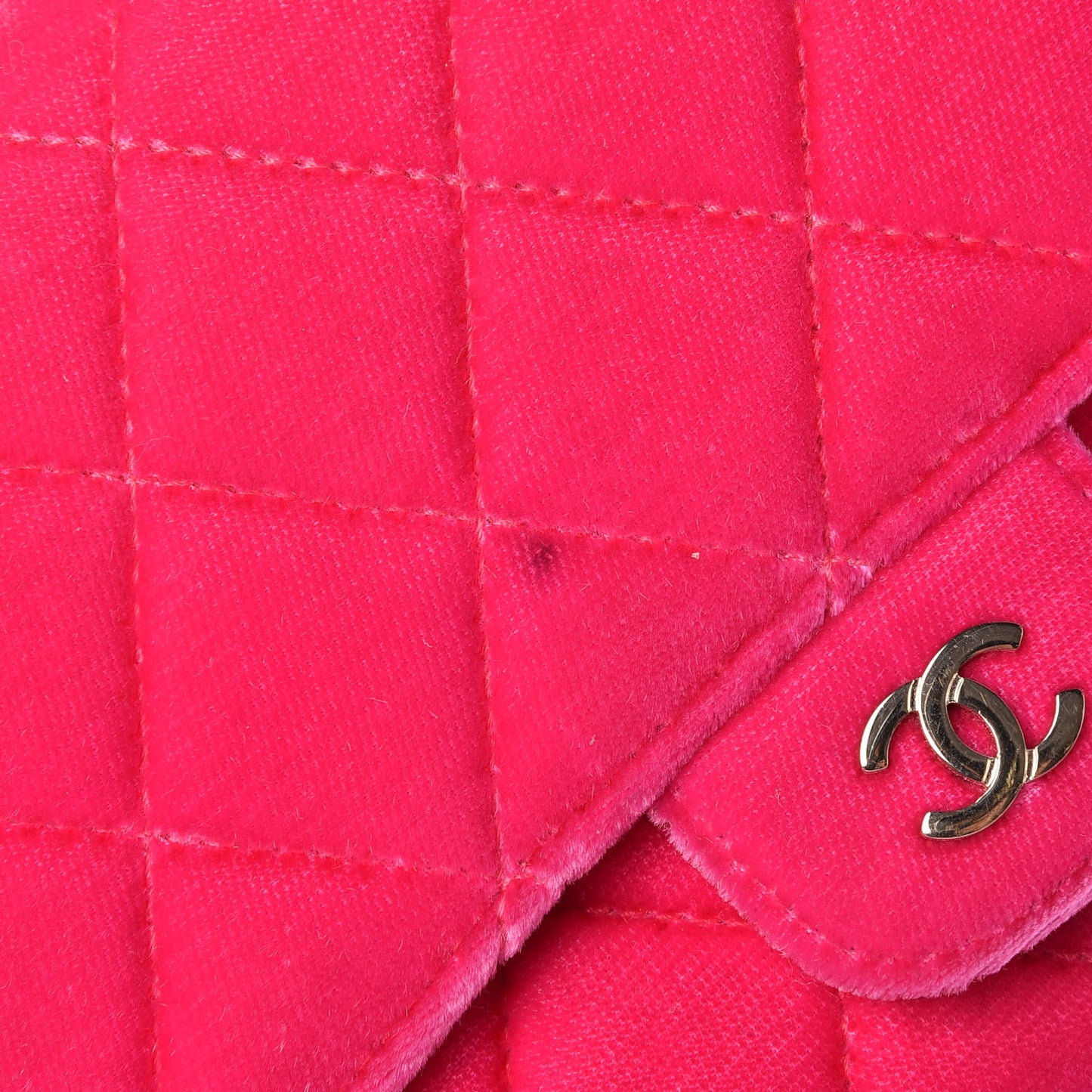Velvet Quilted Clutch With Chain Pink