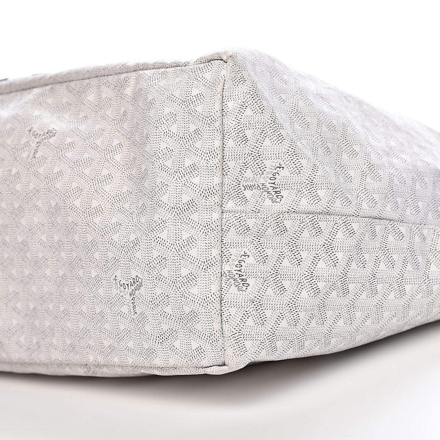 Goyardine Saint Louis GM White