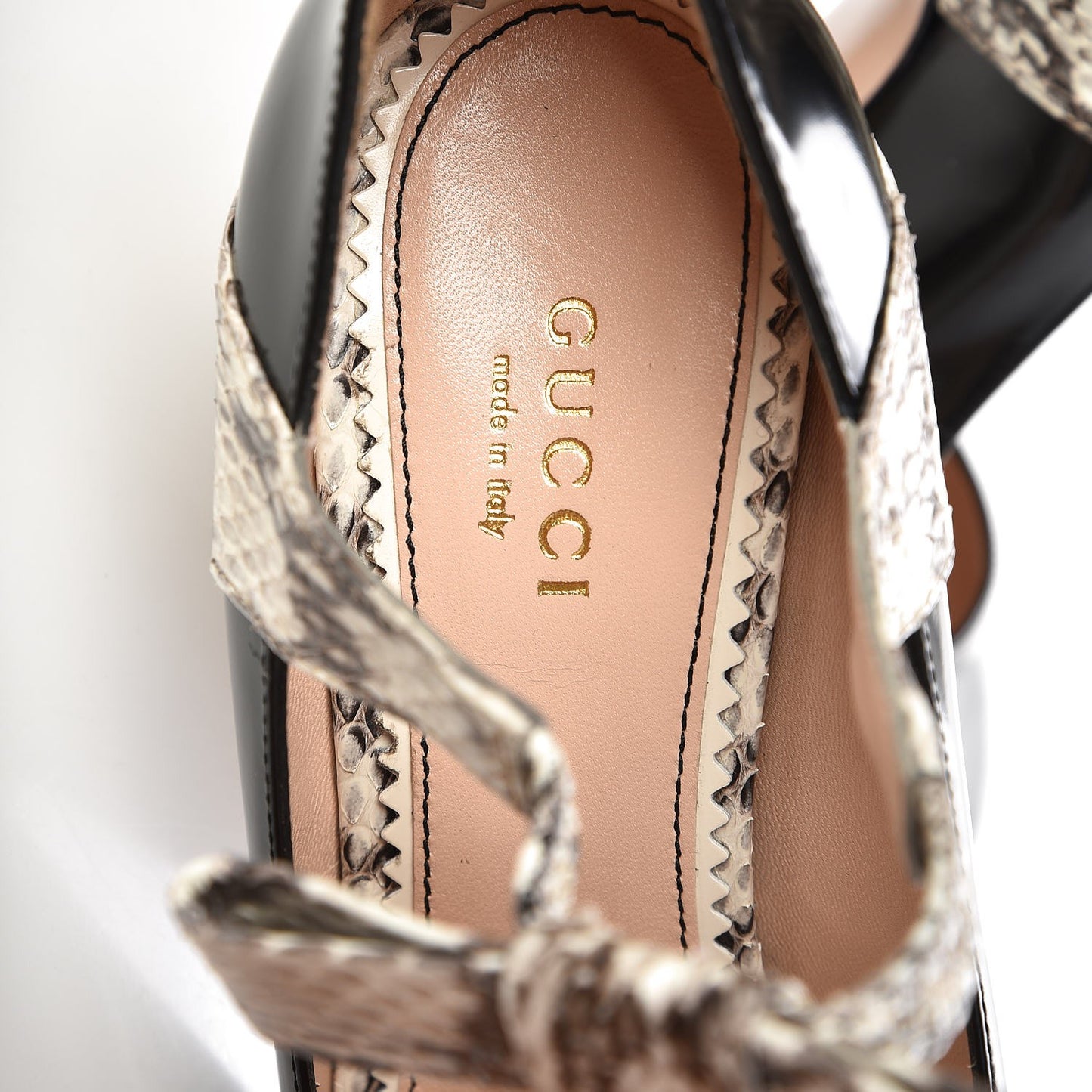 Polished Calfskin Elaphe Nimue Bow Mary Jane Pumps 36.5 Black Roccia