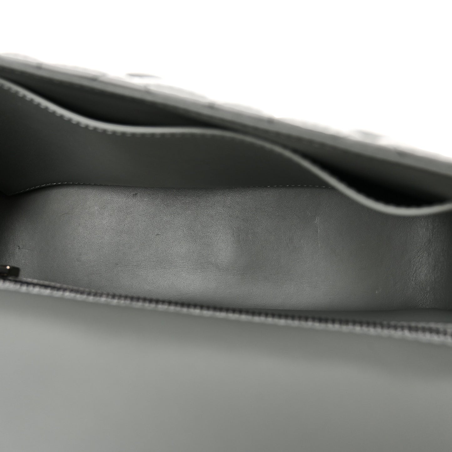Calfskin Macrocannage Medium Caro Bag Iron Grey