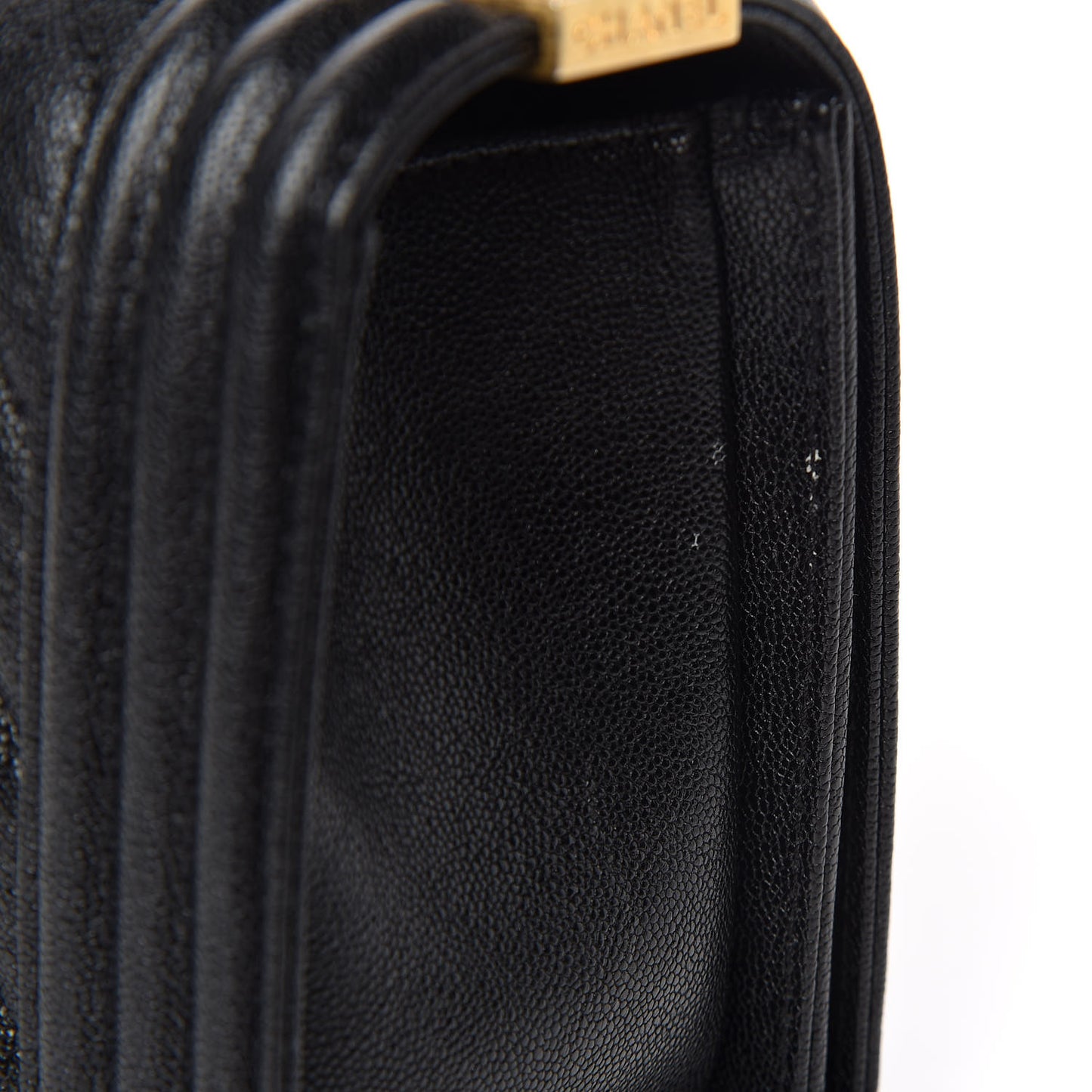 Caviar Chevron Quilted Medium Boy Flap Black
